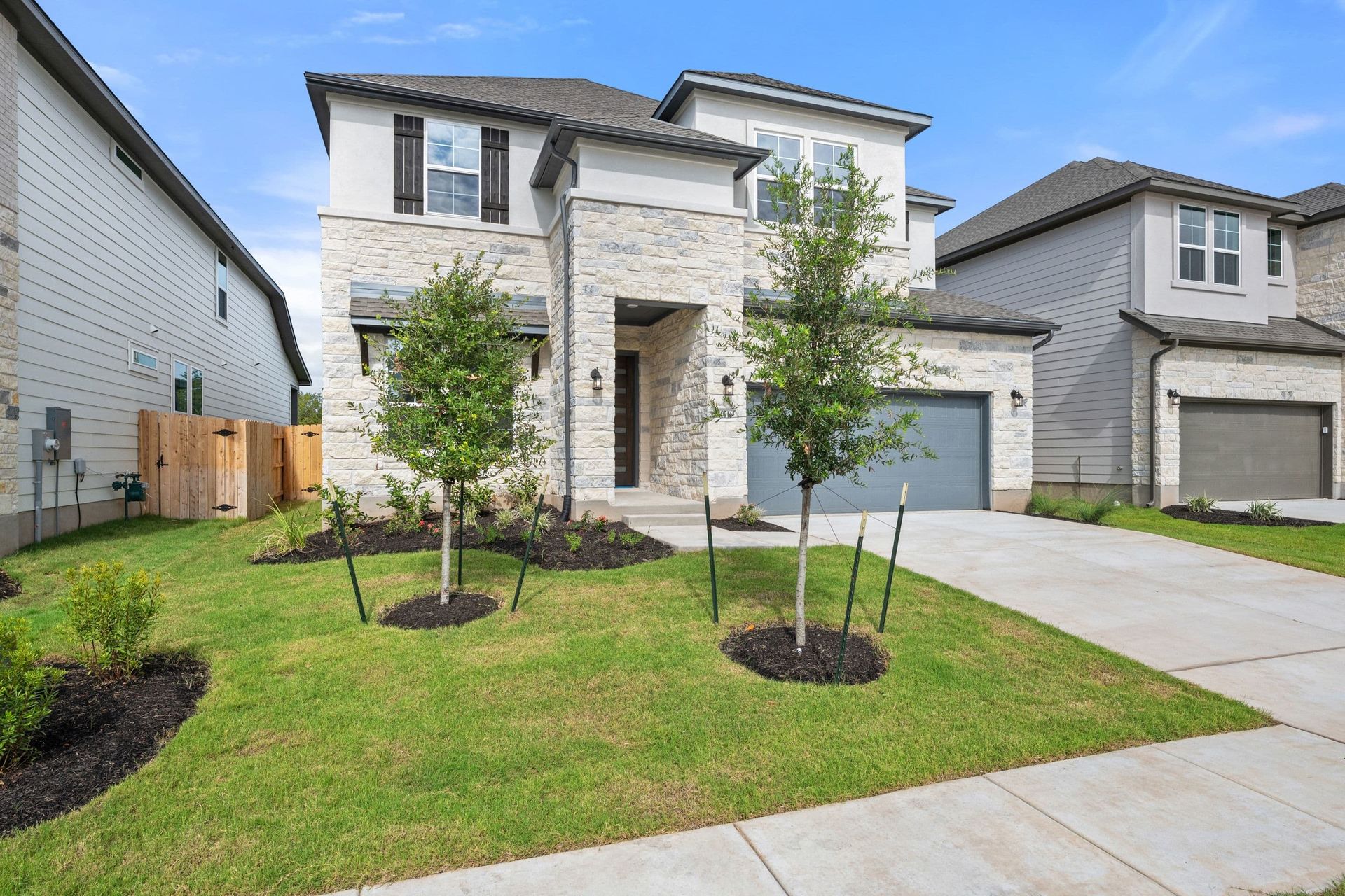 10716 Worth Lane