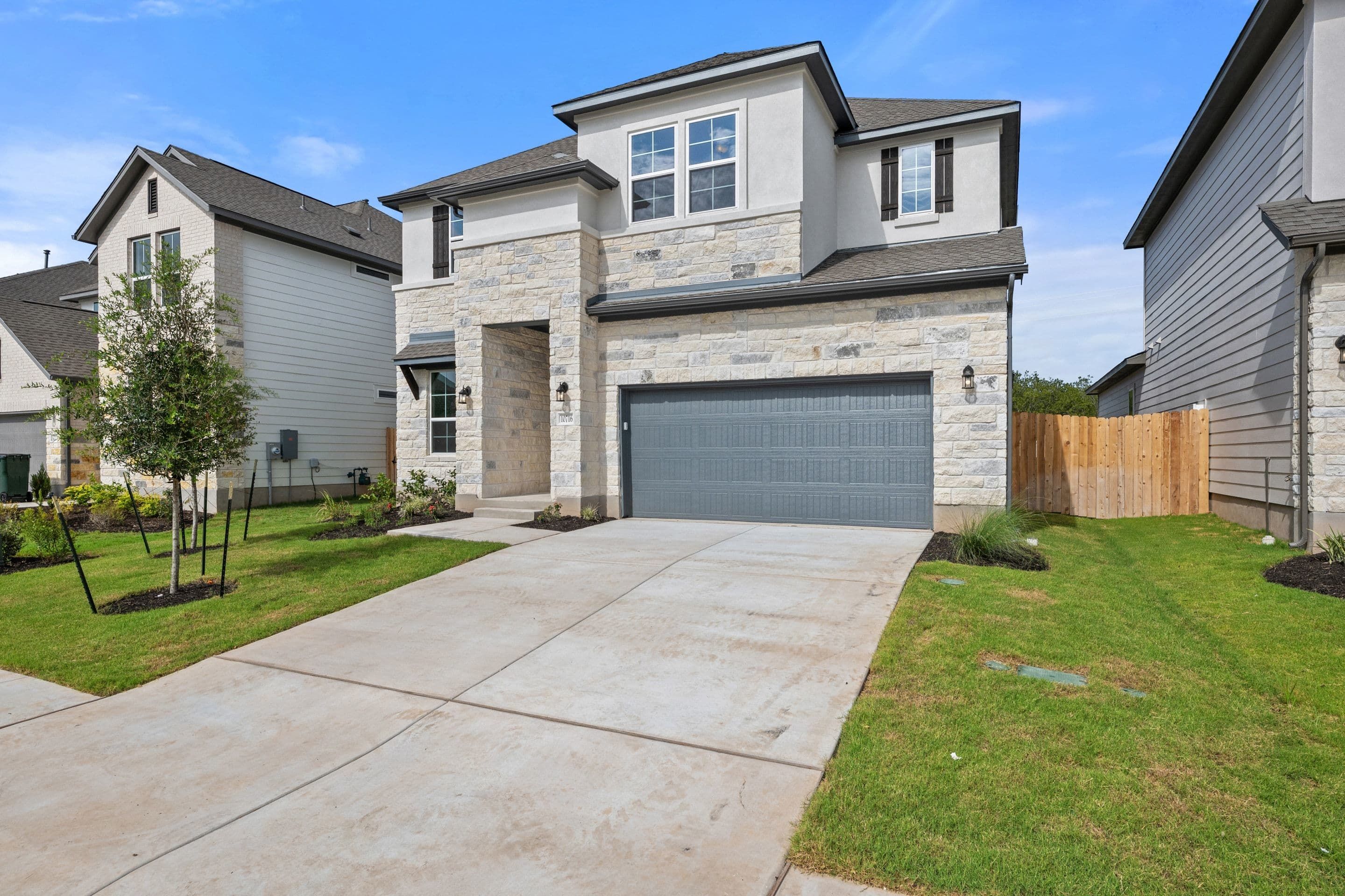 10716 Worth Lane