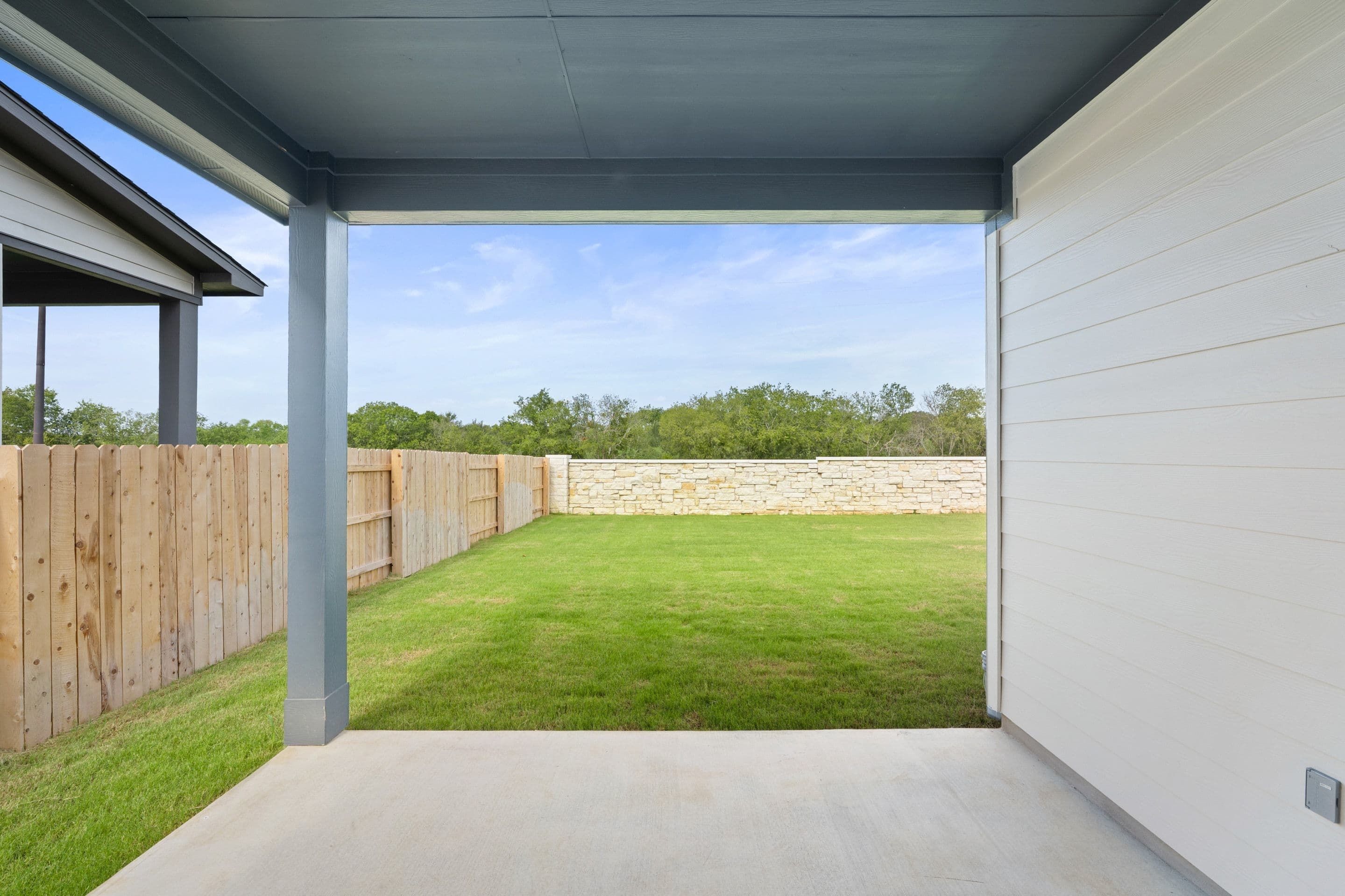 10716 Worth Lane