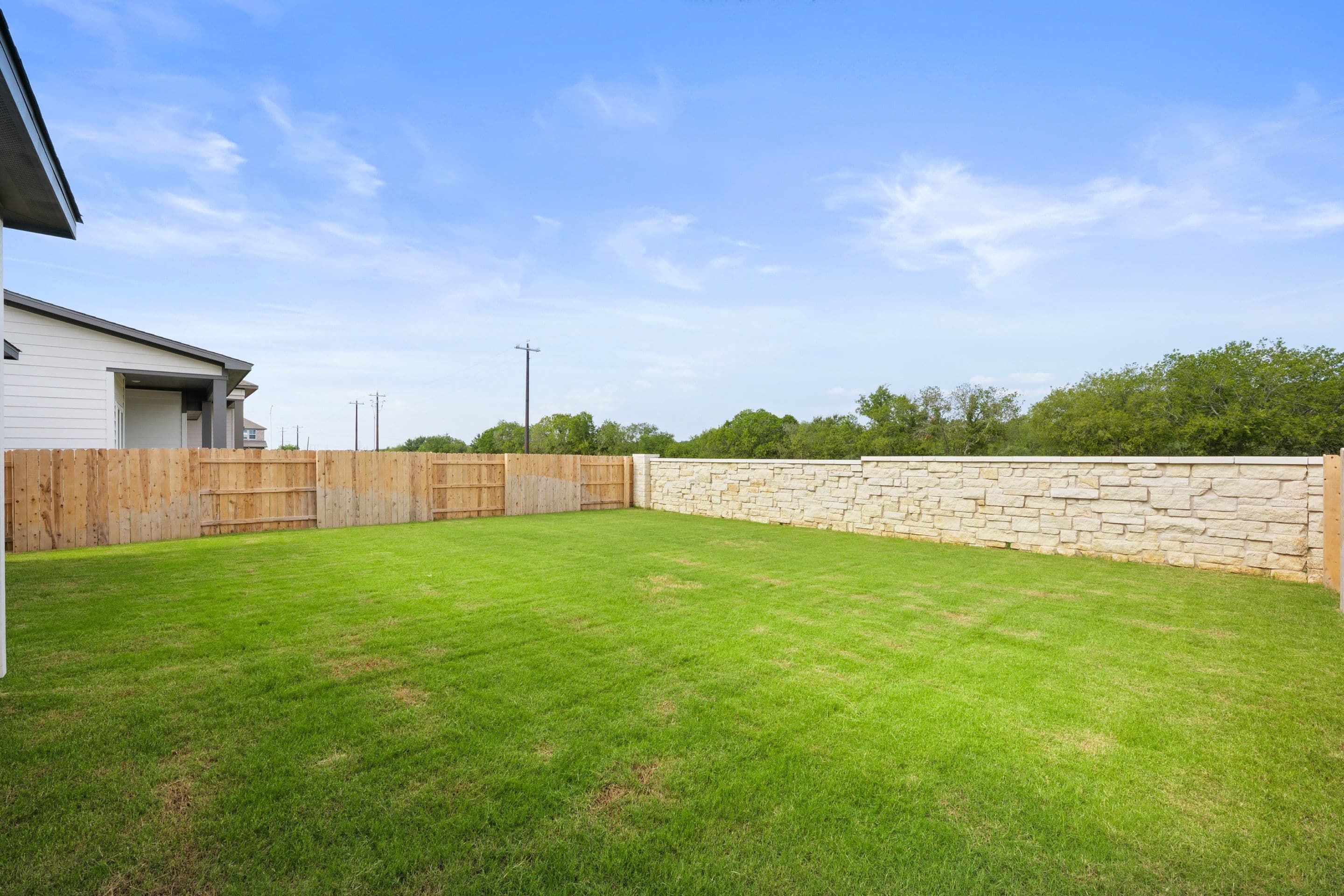 10716 Worth Lane