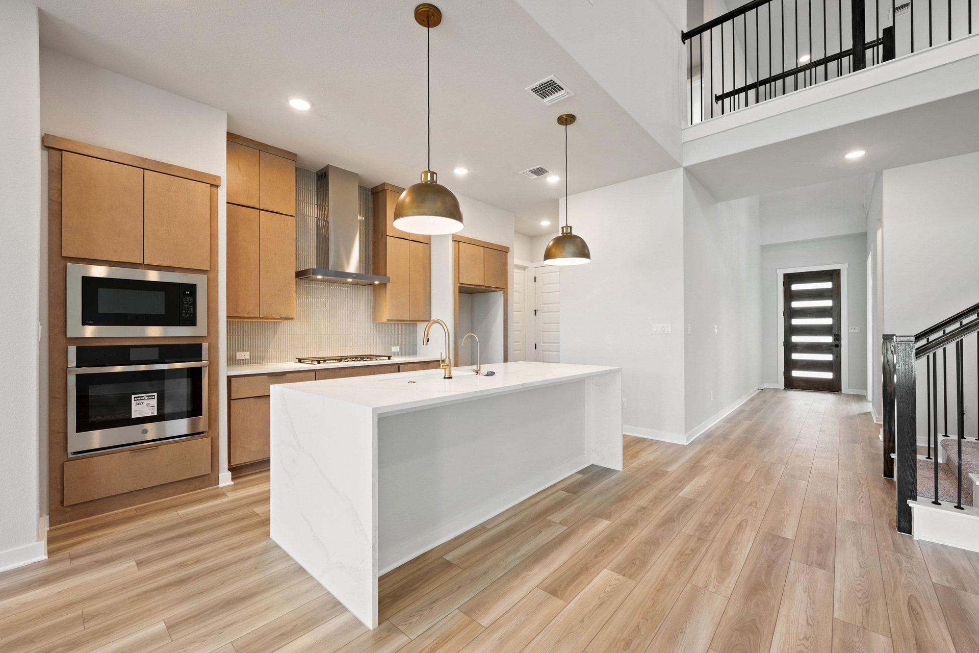 10716 Worth Lane