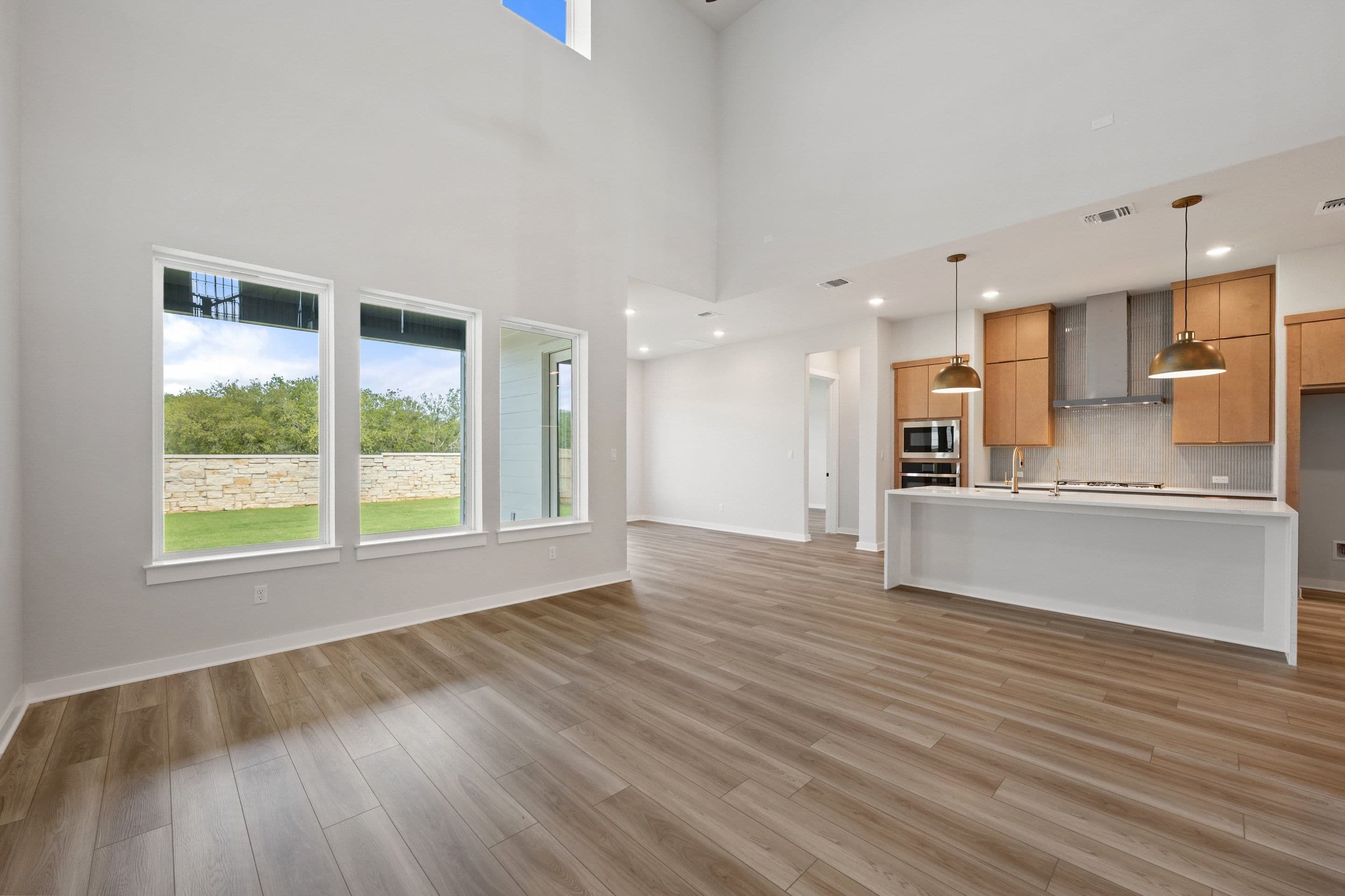10716 Worth Lane