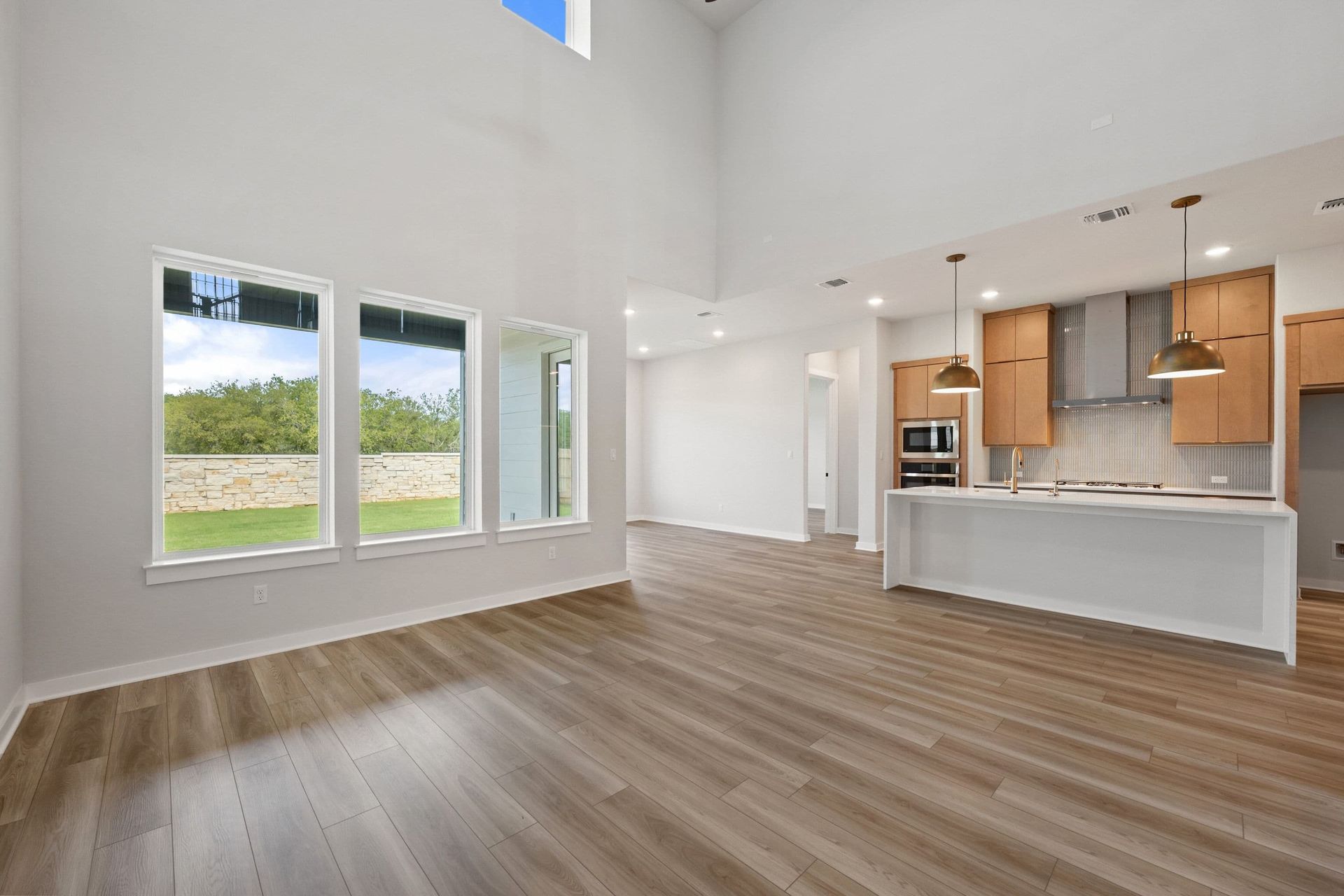 10716 Worth Lane
