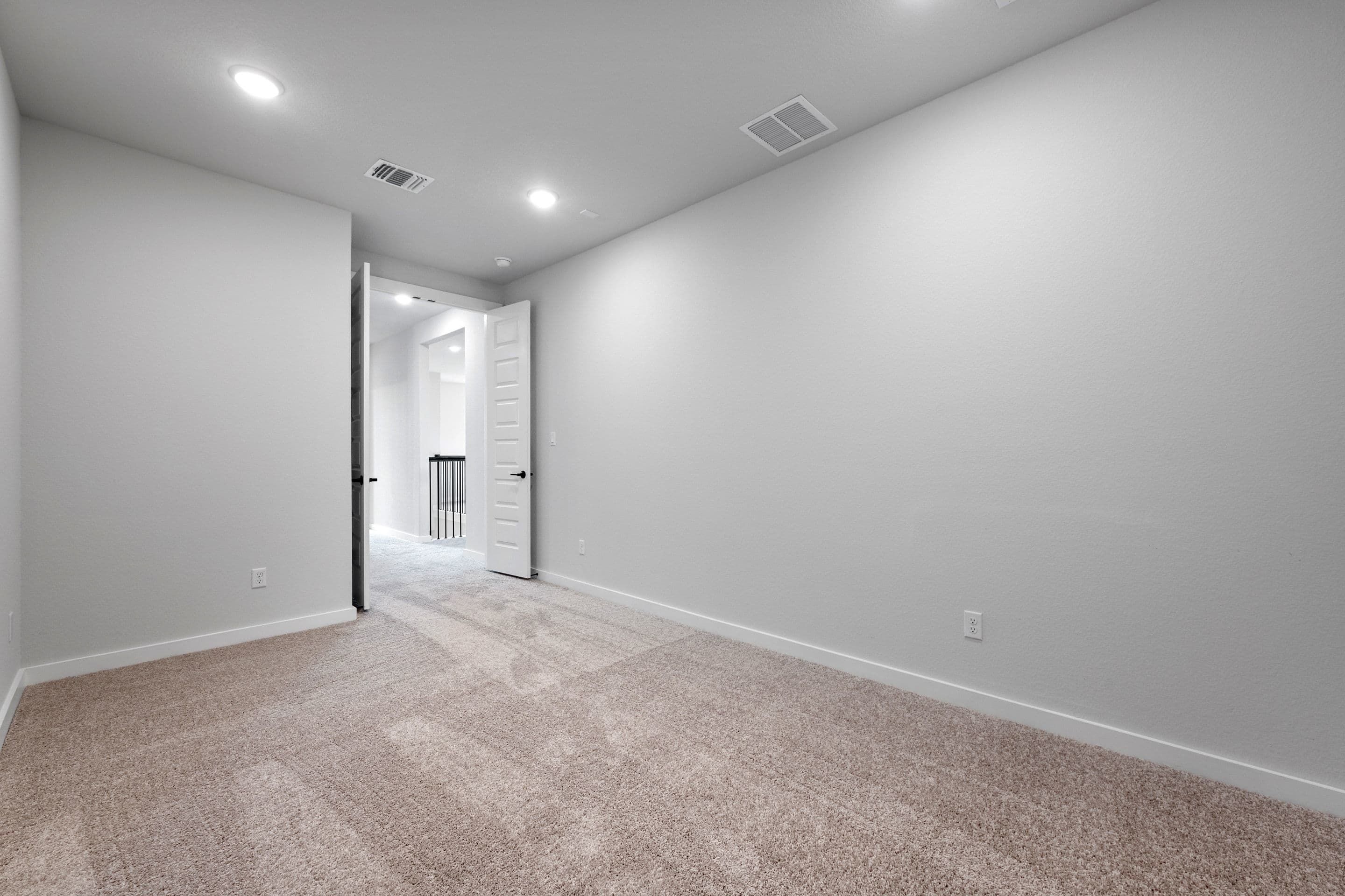 10716 Worth Lane