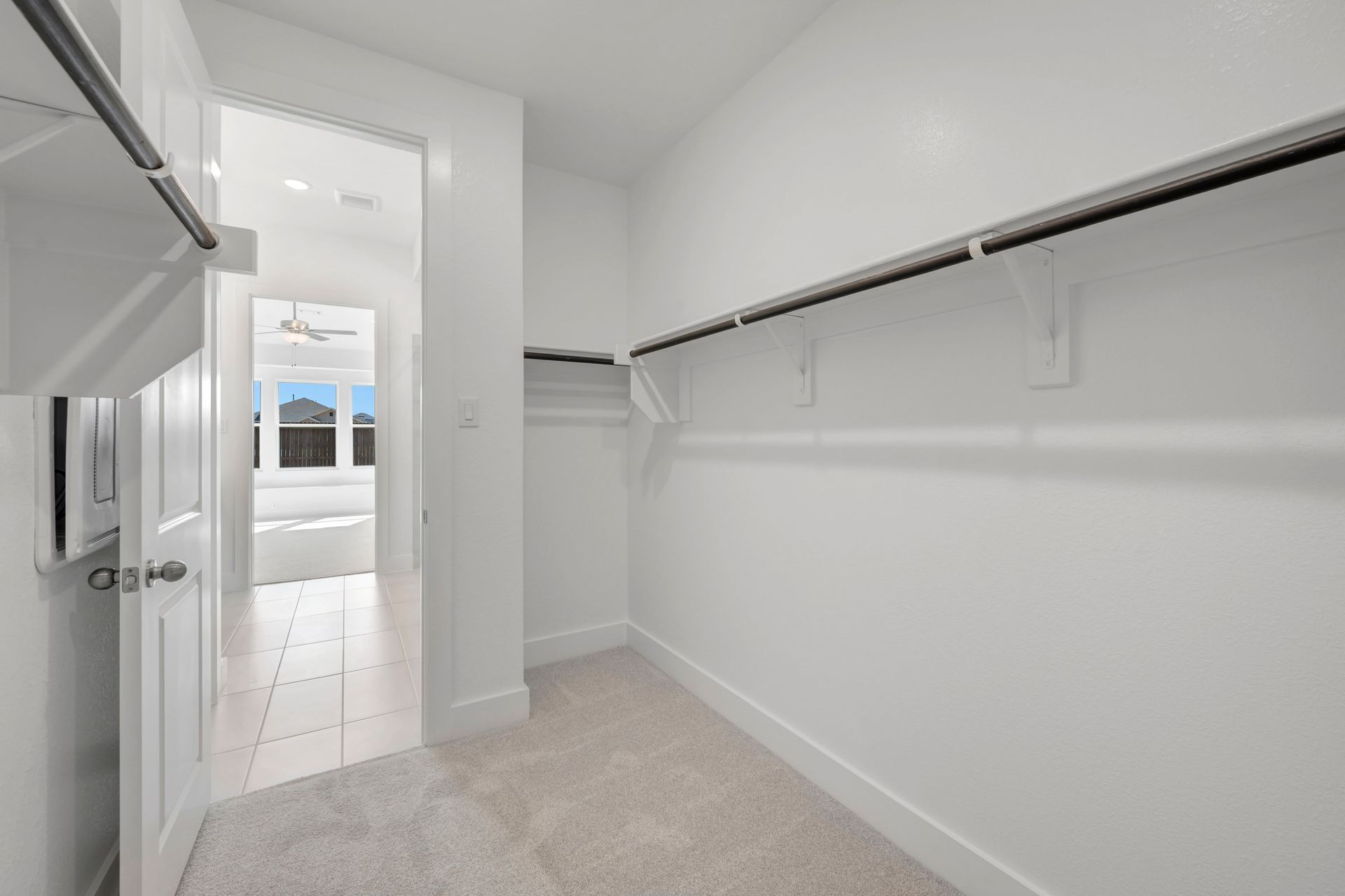 1728 Nesting Robin Lane