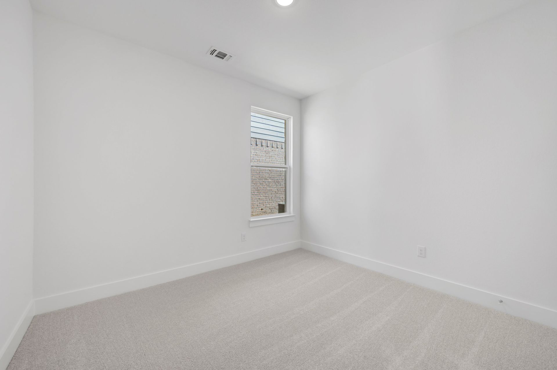 1728 Nesting Robin Lane
