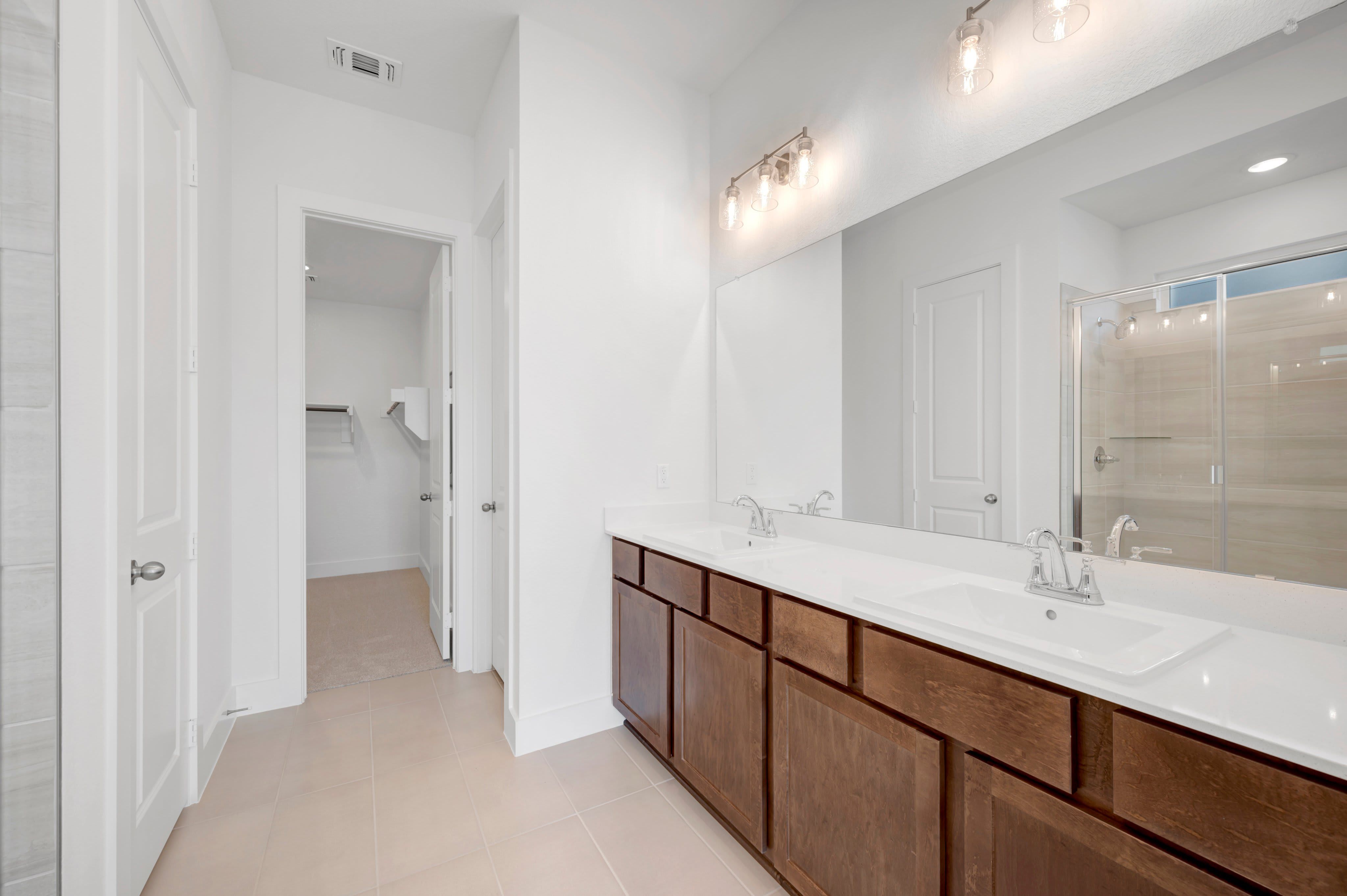 1728 Nesting Robin Lane