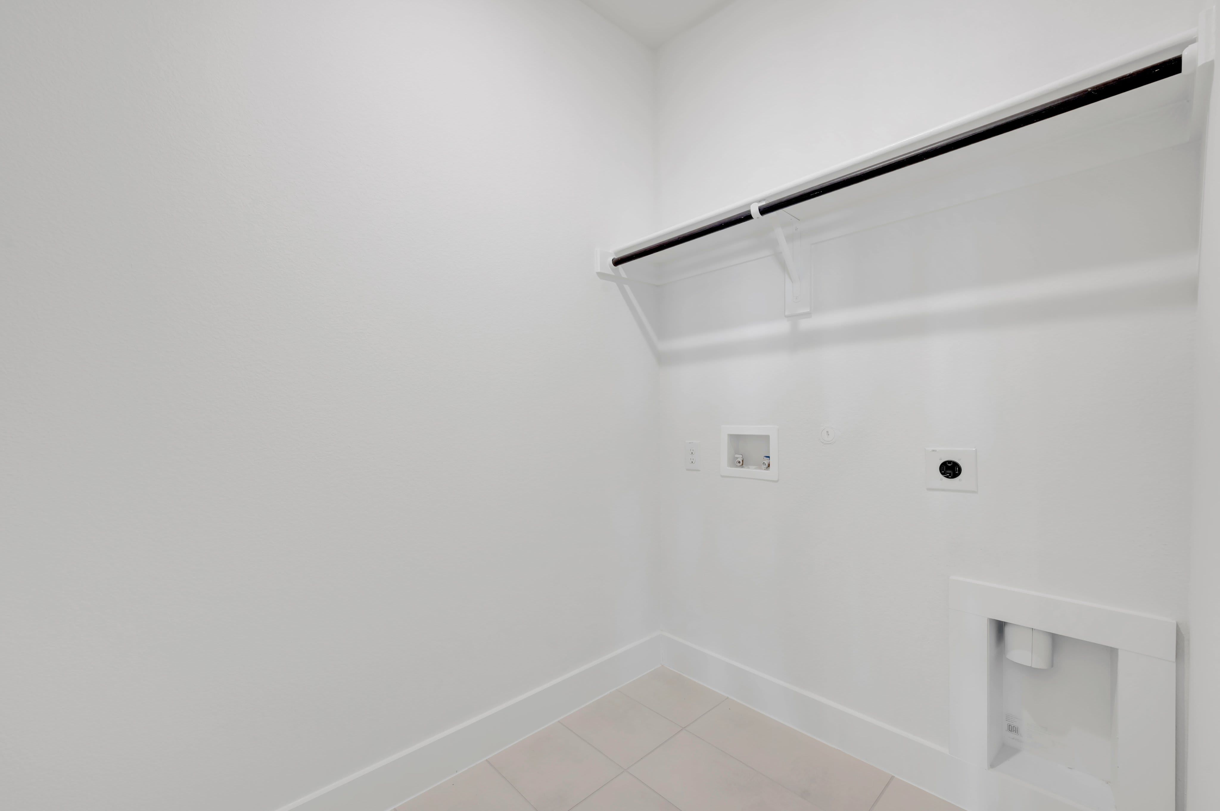 1728 Nesting Robin Lane