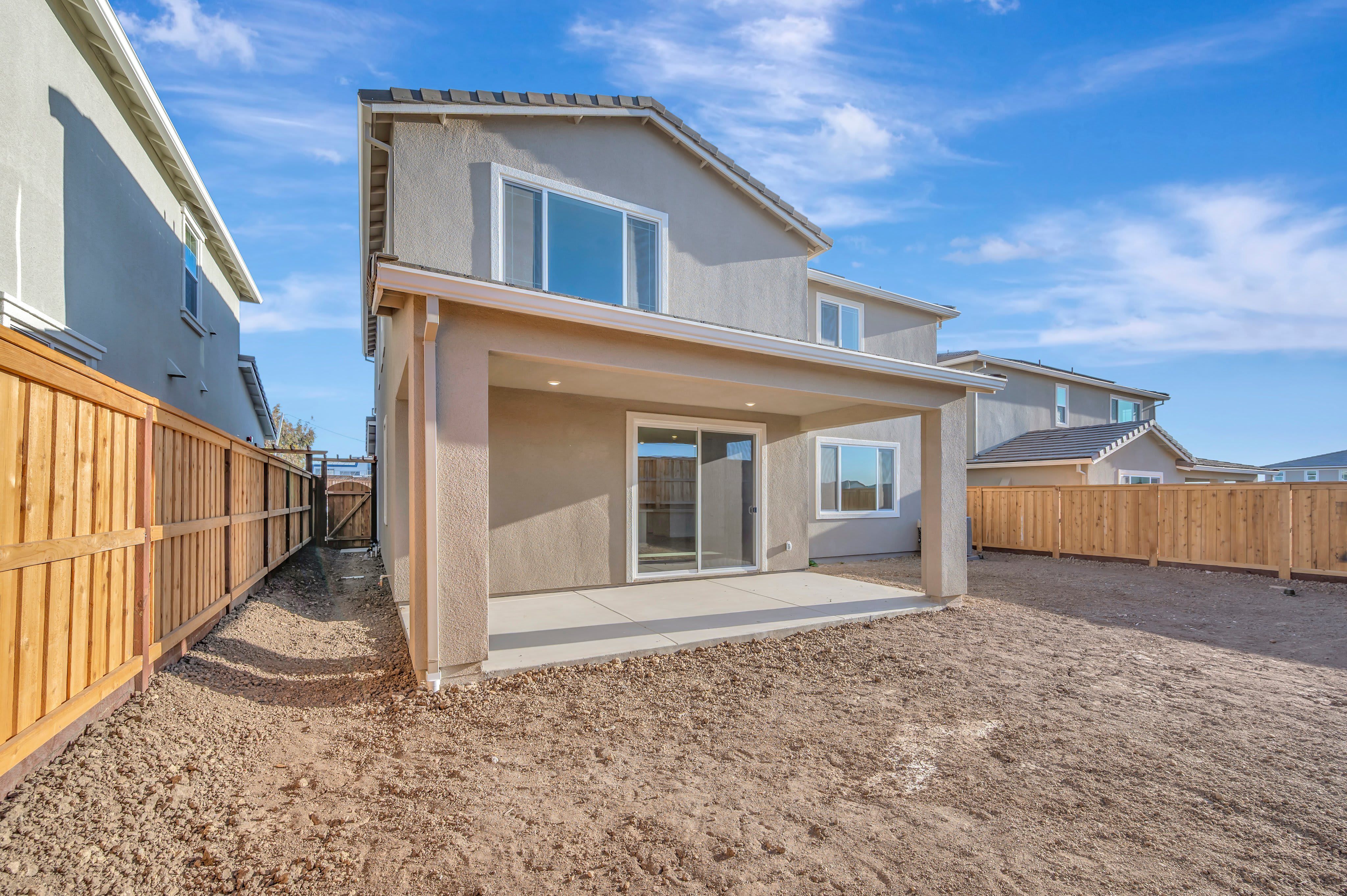 228 W Nasergholi Avenue