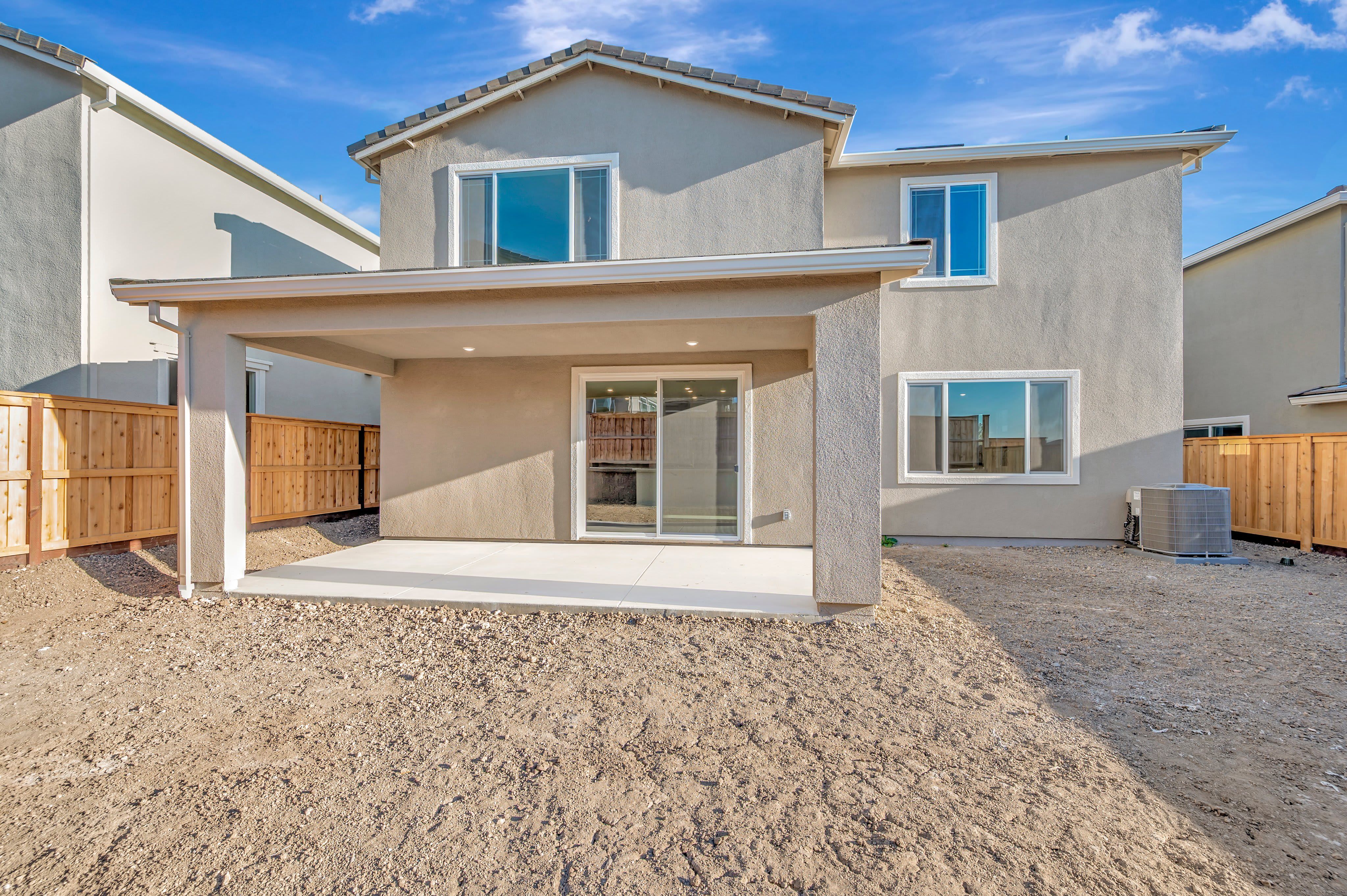 228 W Nasergholi Avenue