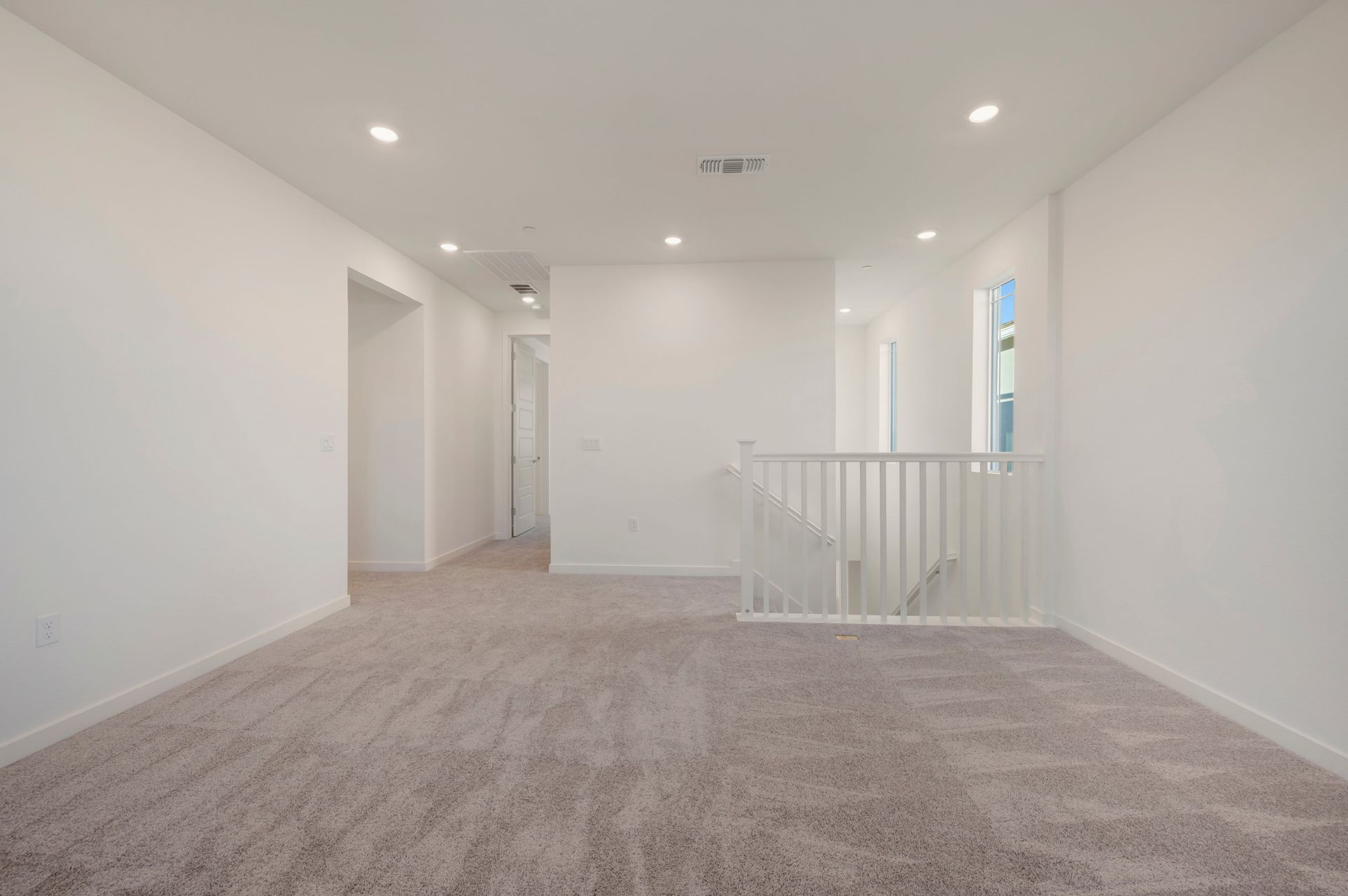 228 W Nasergholi Avenue
