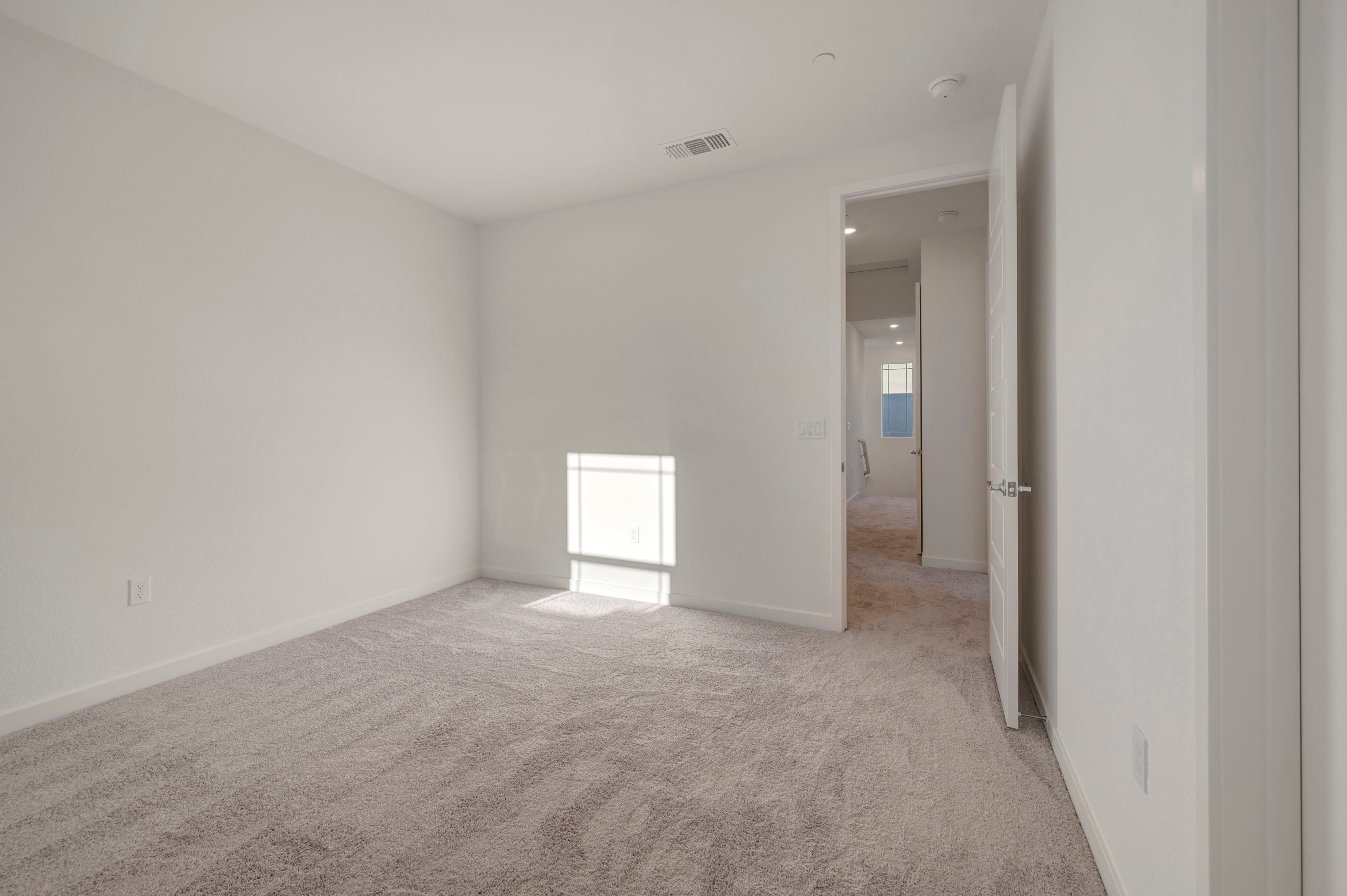 228 W Nasergholi Avenue