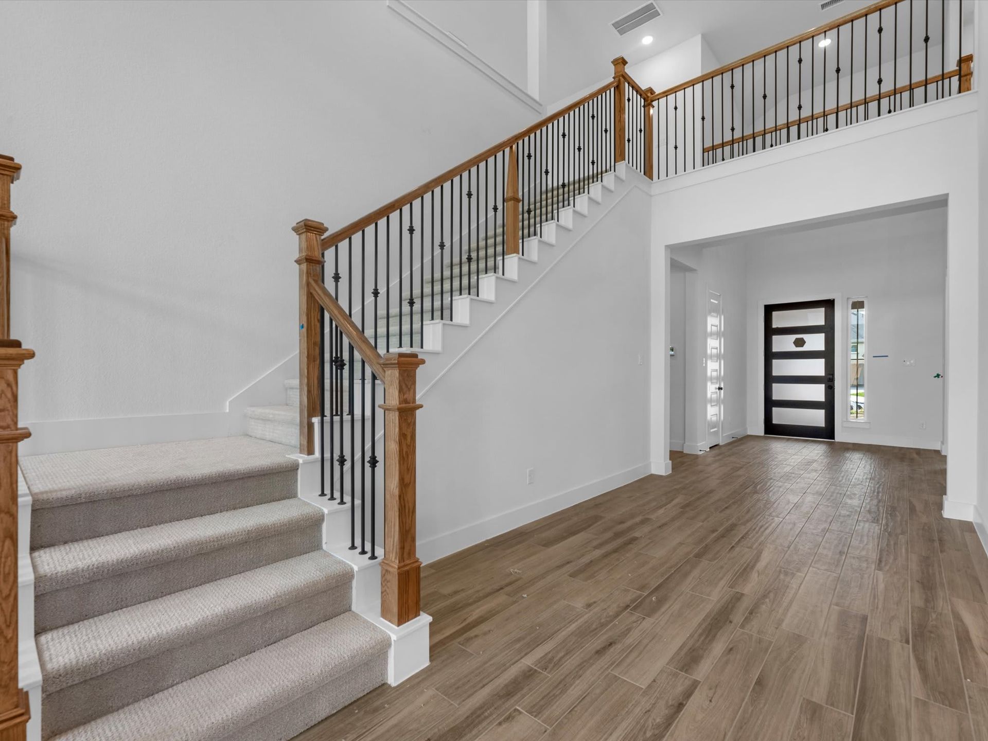 2718 Crown Ridge Drive