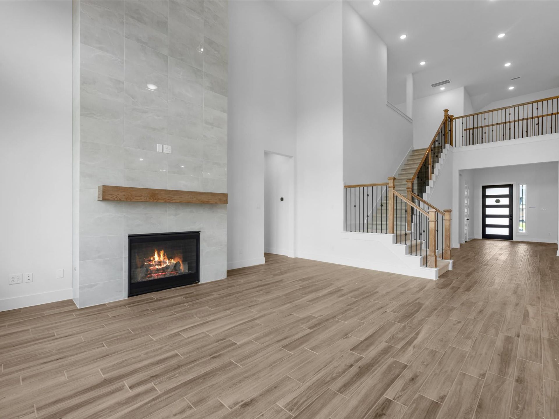 2718 Crown Ridge Drive
