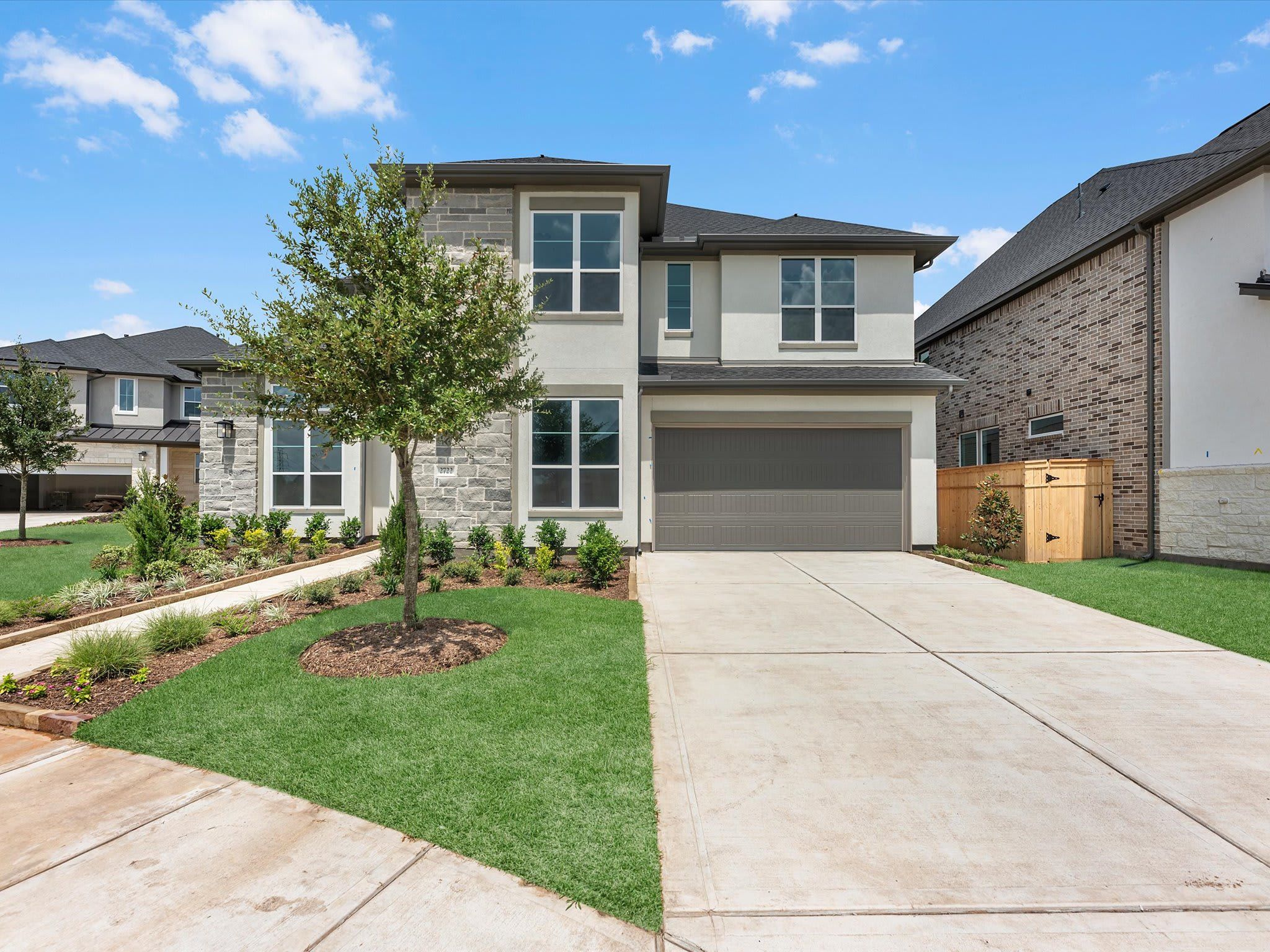 2722 Crown Ridge Drive