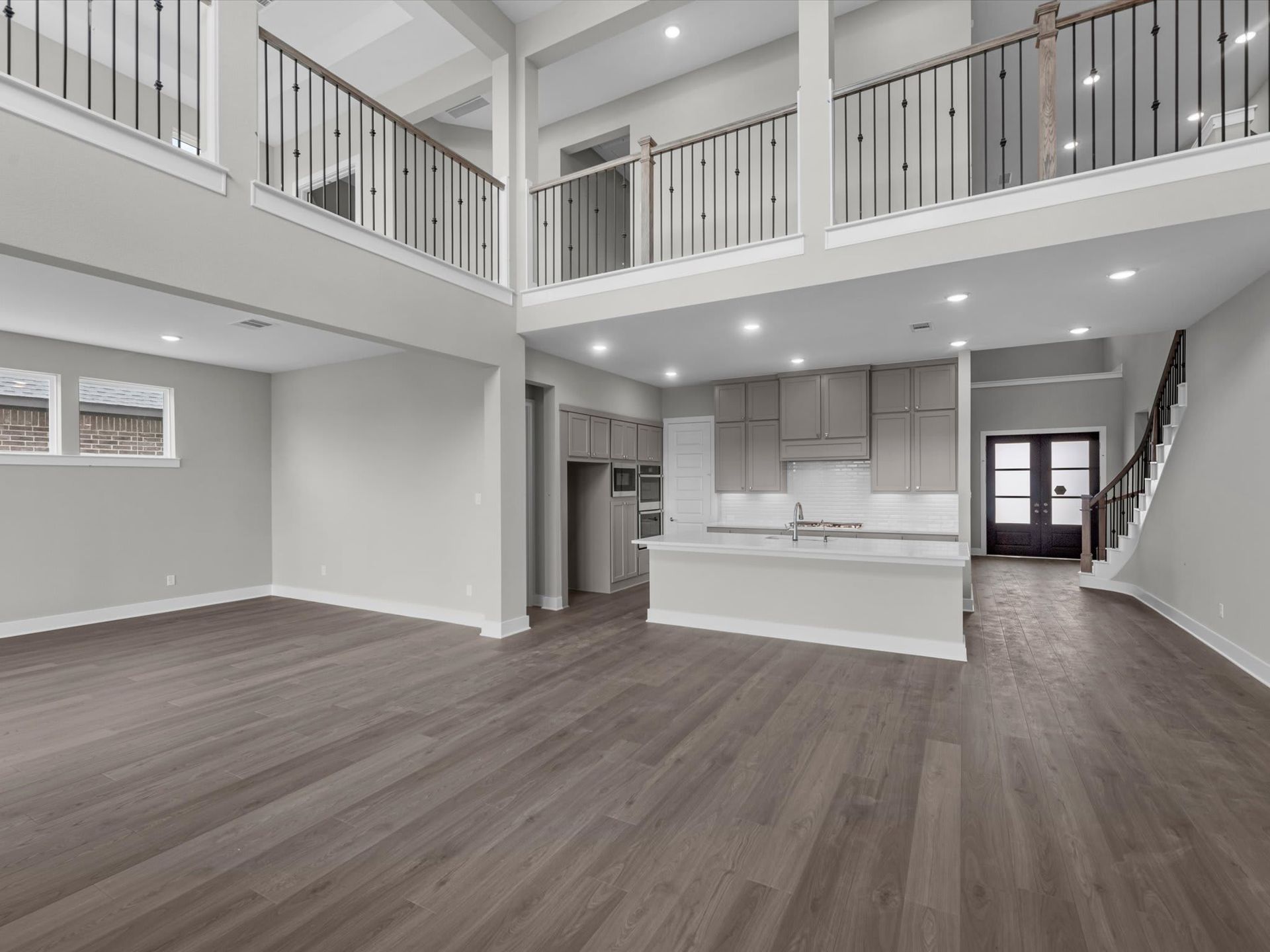 2715 Crown Ridge Drive