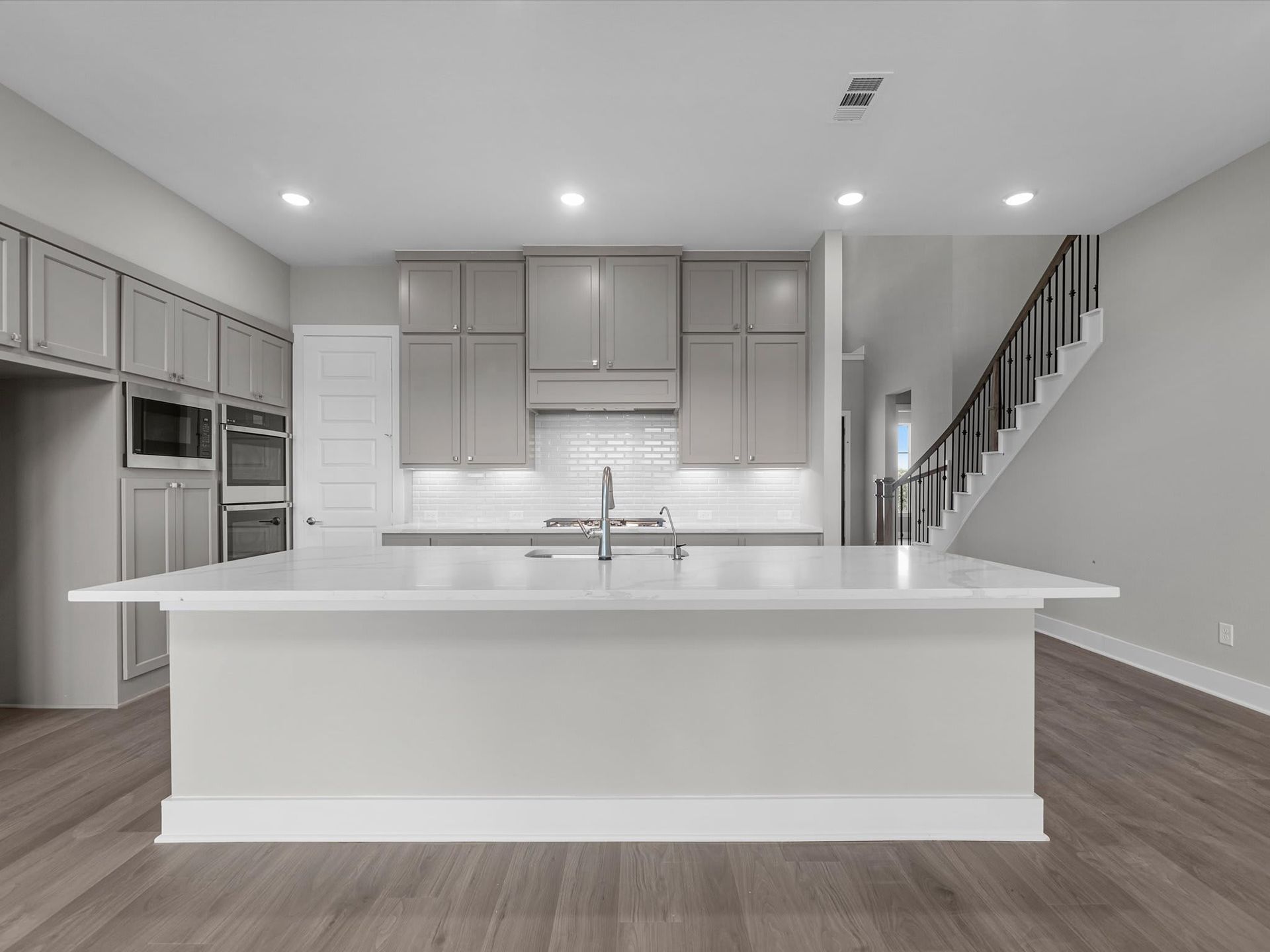 2715 Crown Ridge Drive