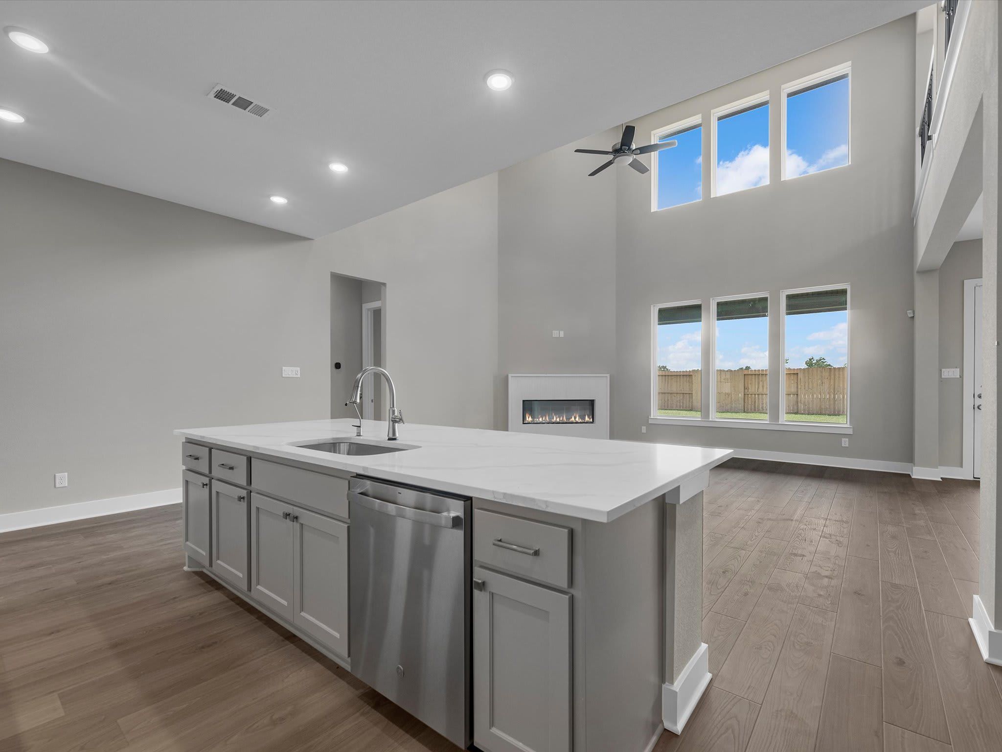 2715 Crown Ridge Drive