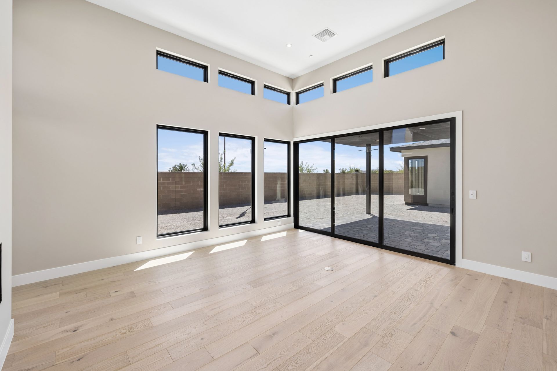 77 Tiller Point Street