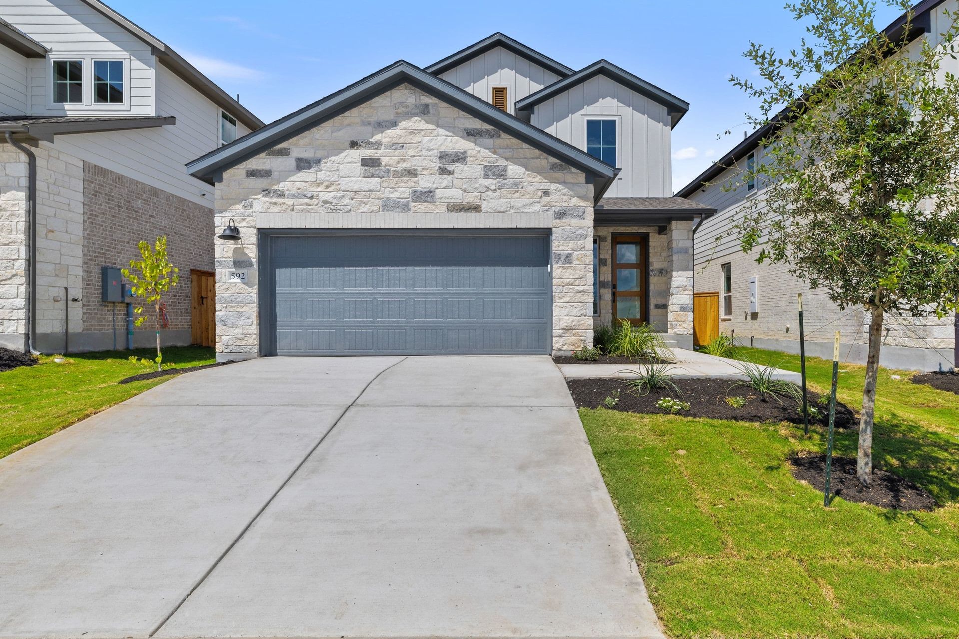 592 Darley Oak Drive