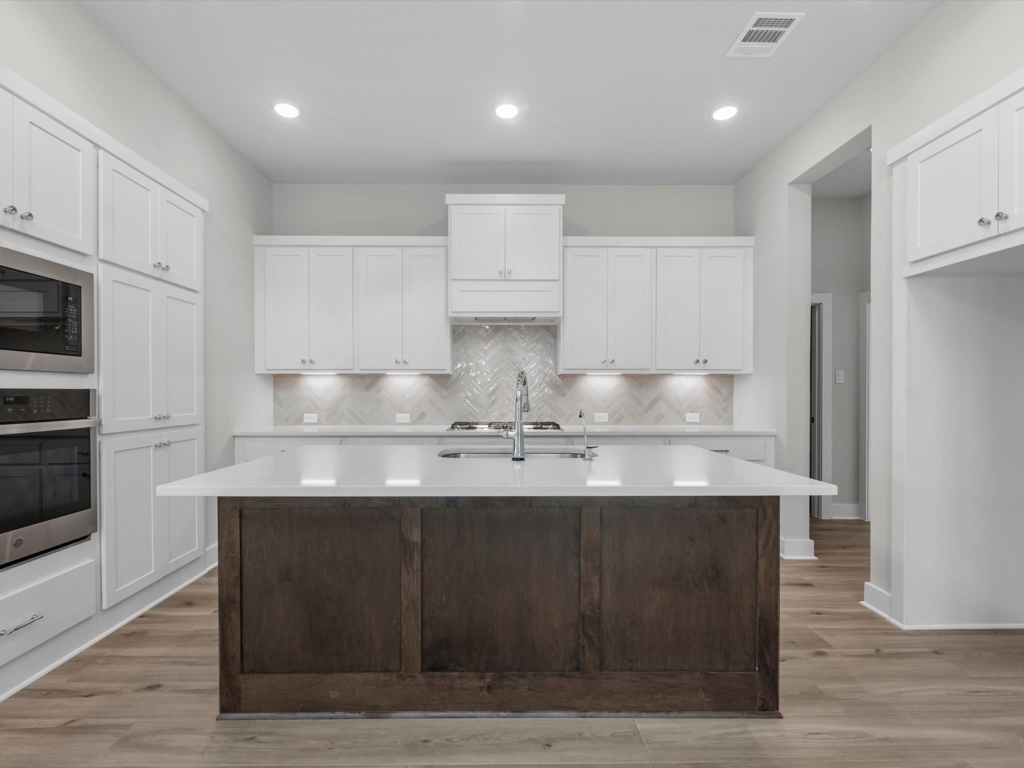 6921 Nubuck Drive