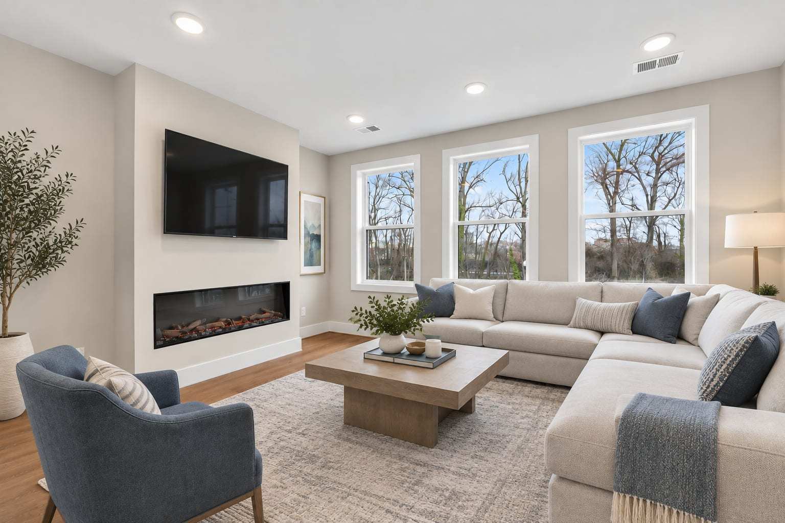 4973 Lachlan Mews