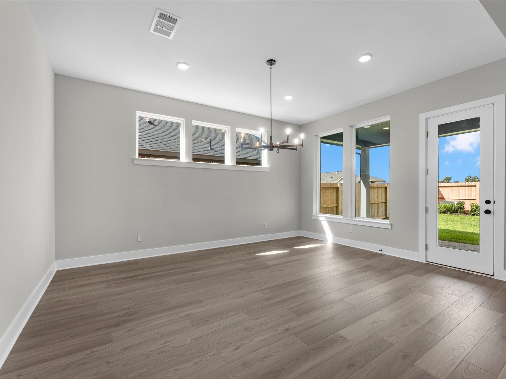 2723 Crown Ridge Drive