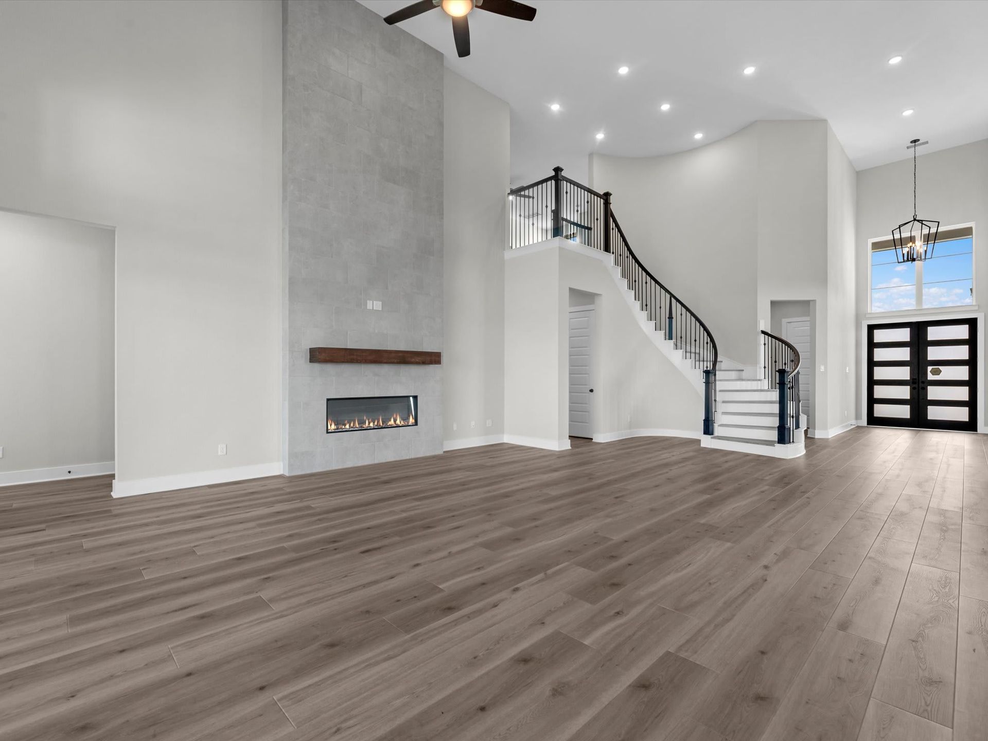 11931 Golden Cove