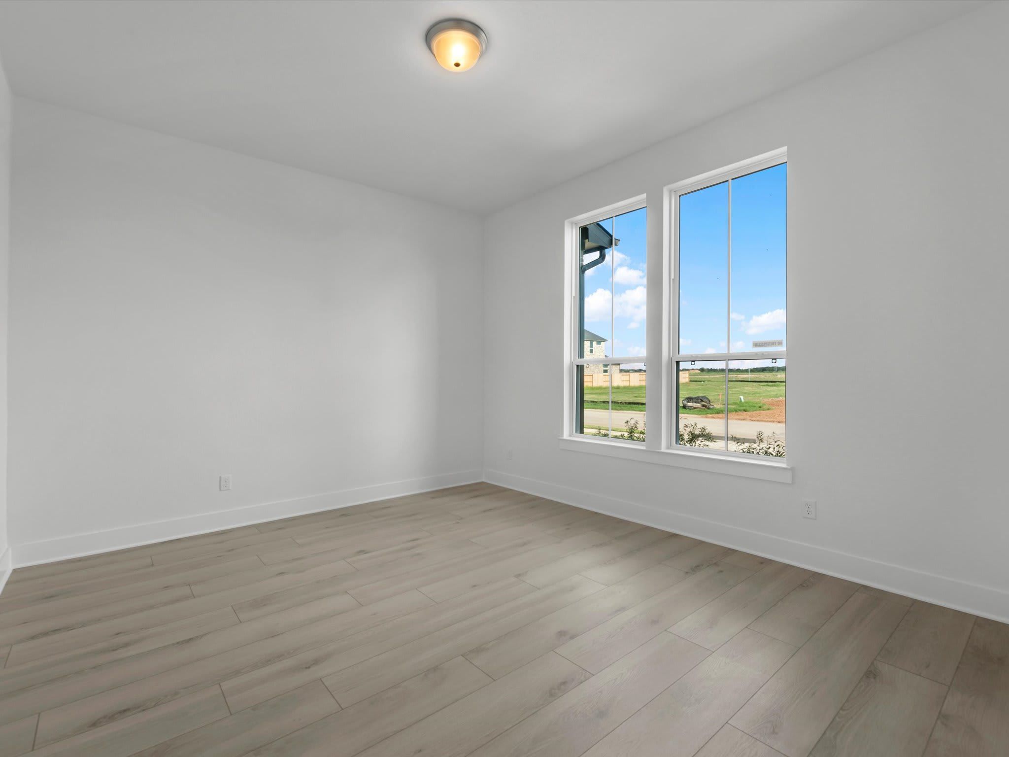 11938 Golden Cove