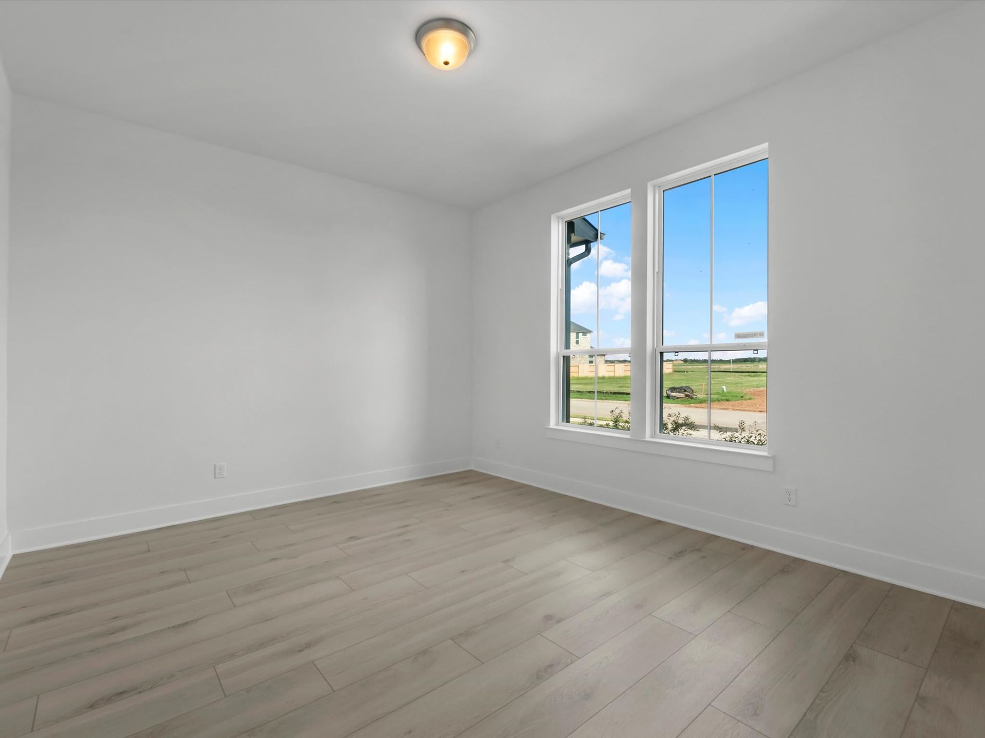 11938 Golden Cove