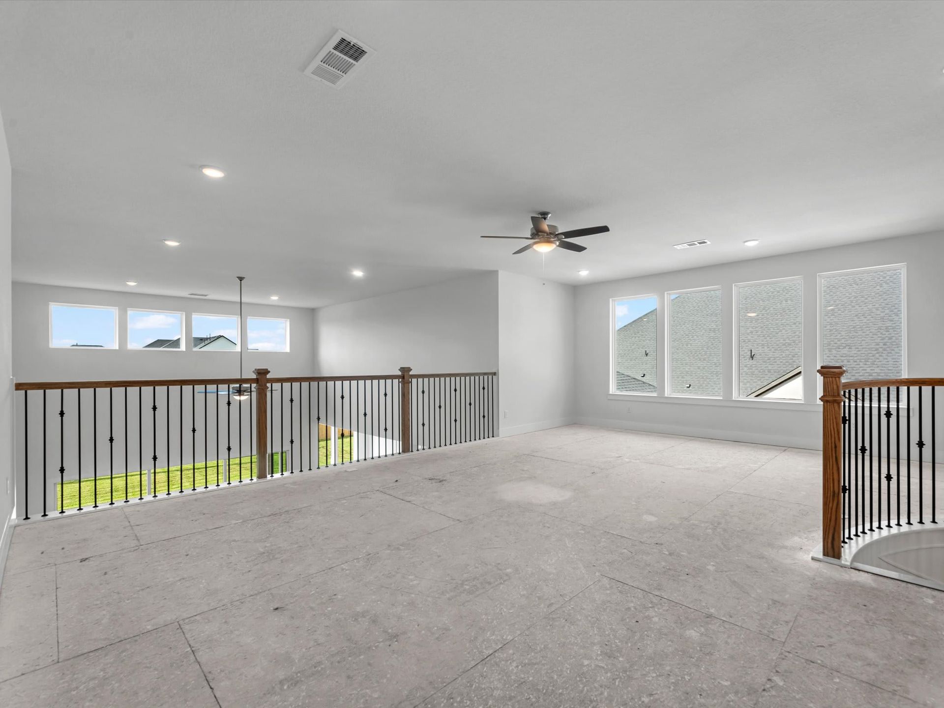 11938 Golden Cove