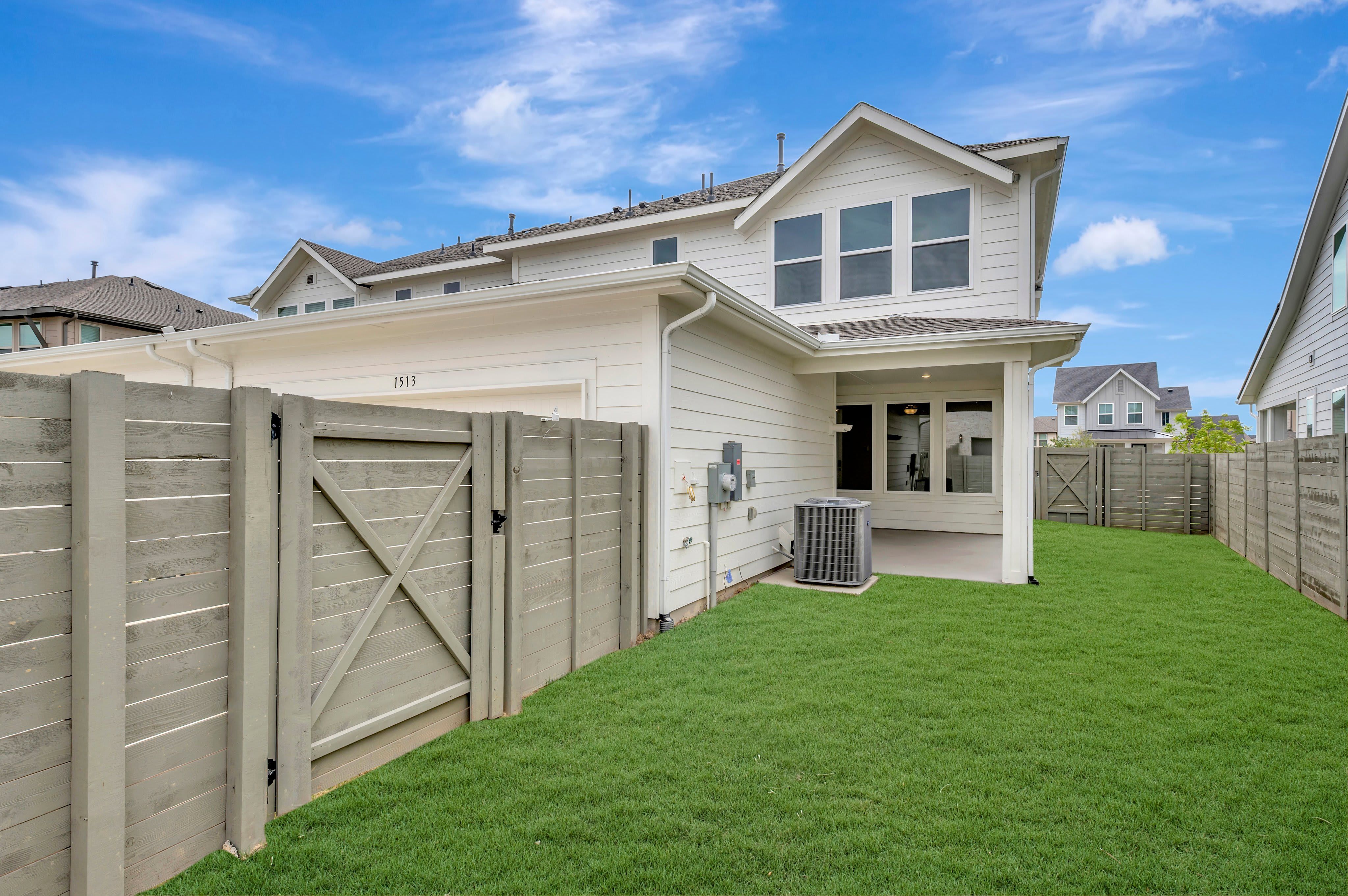 1513 Laurel Lane