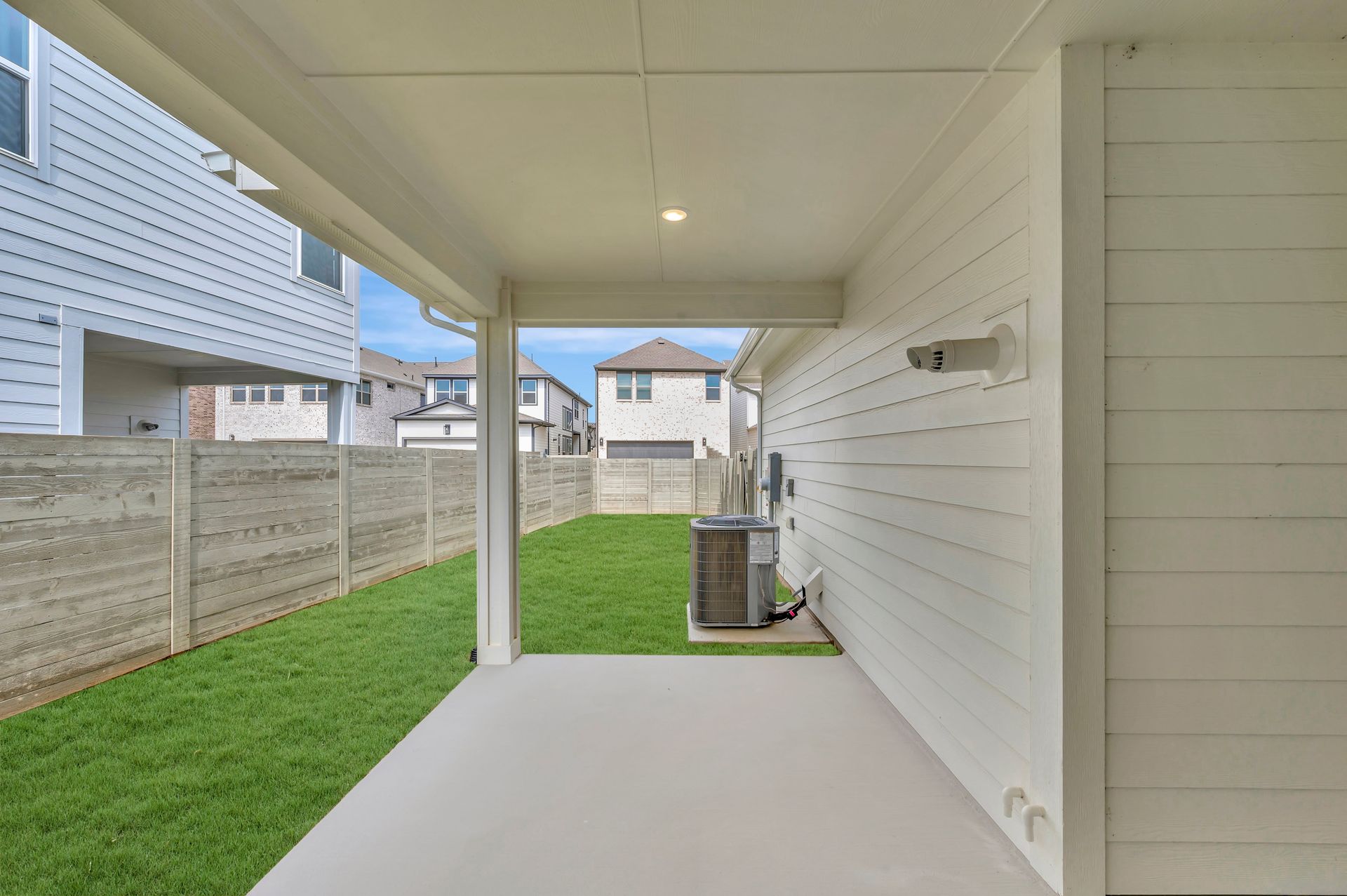 1513 Laurel Lane
