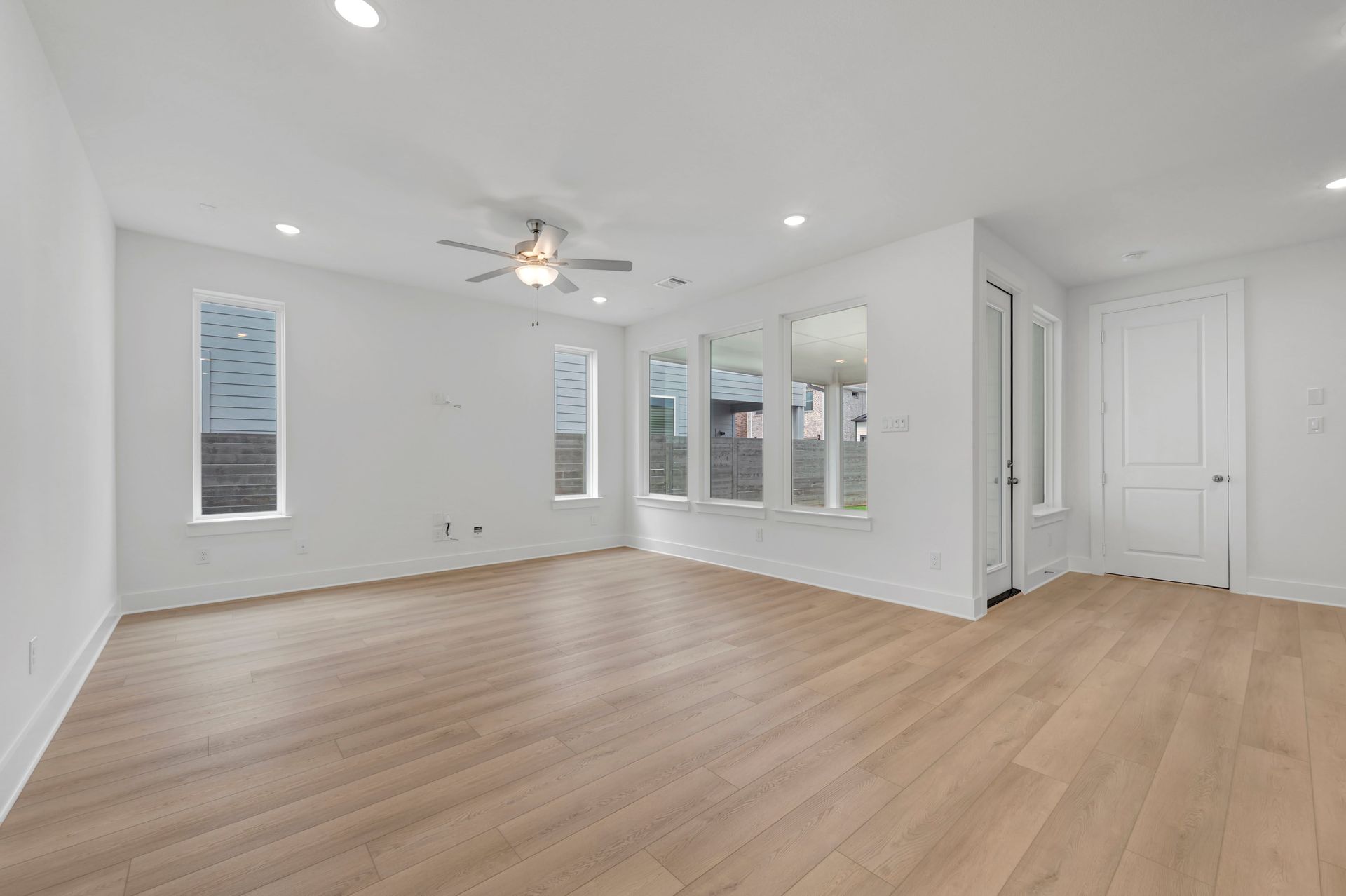 1513 Laurel Lane