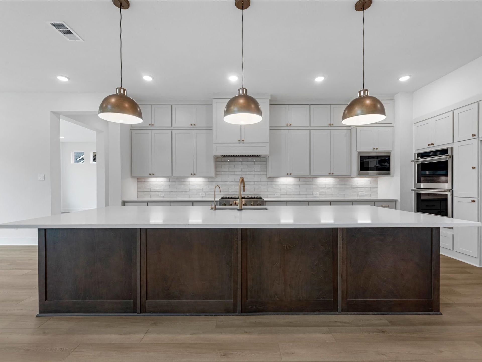 2114 Breezy Brook Court