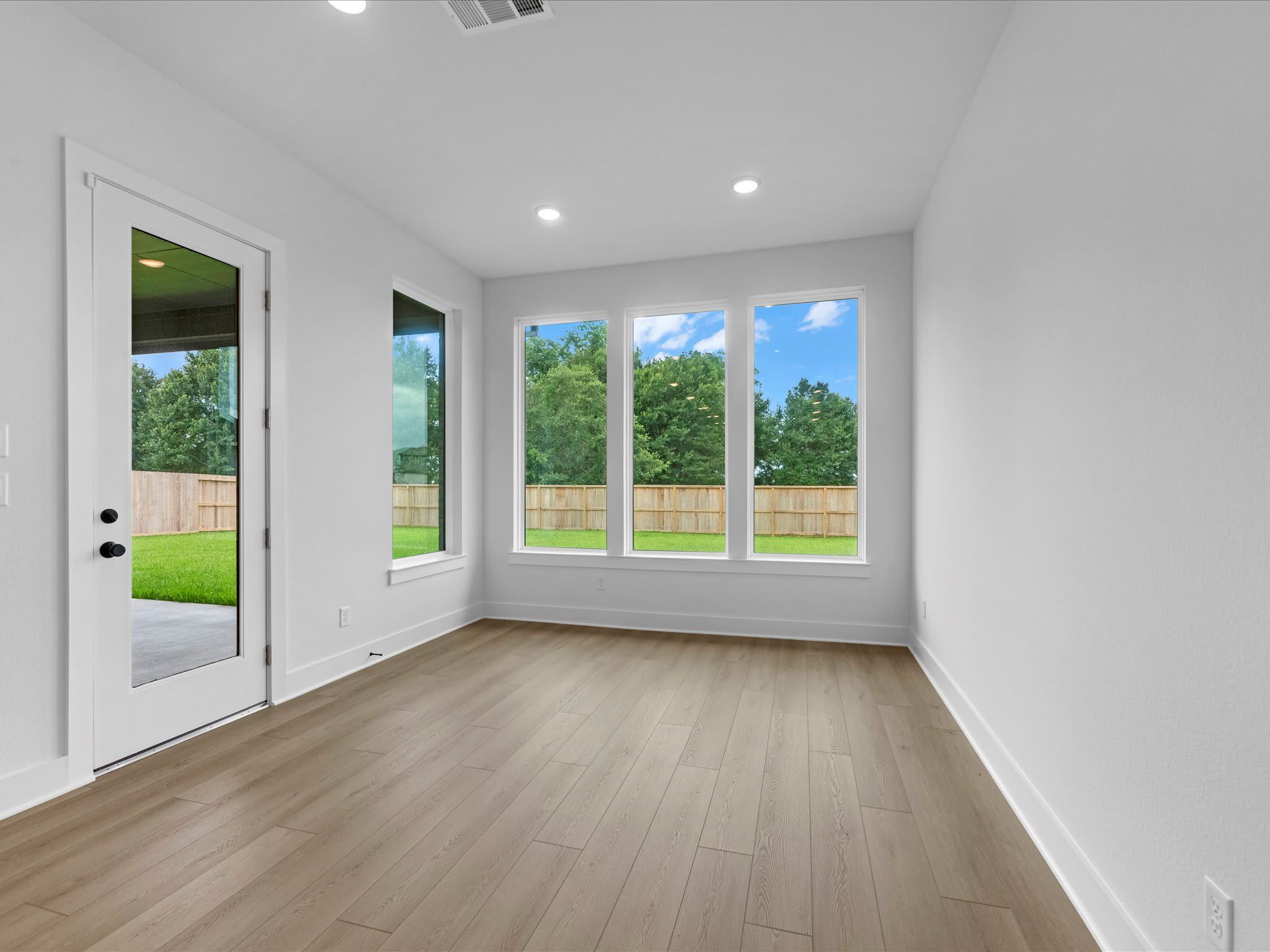 2114 Breezy Brook Court