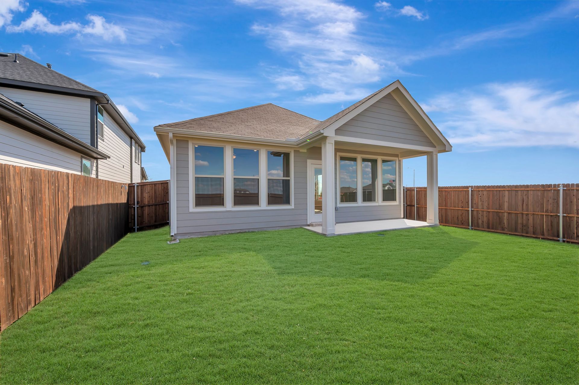 7428 Summer Sunset Drive