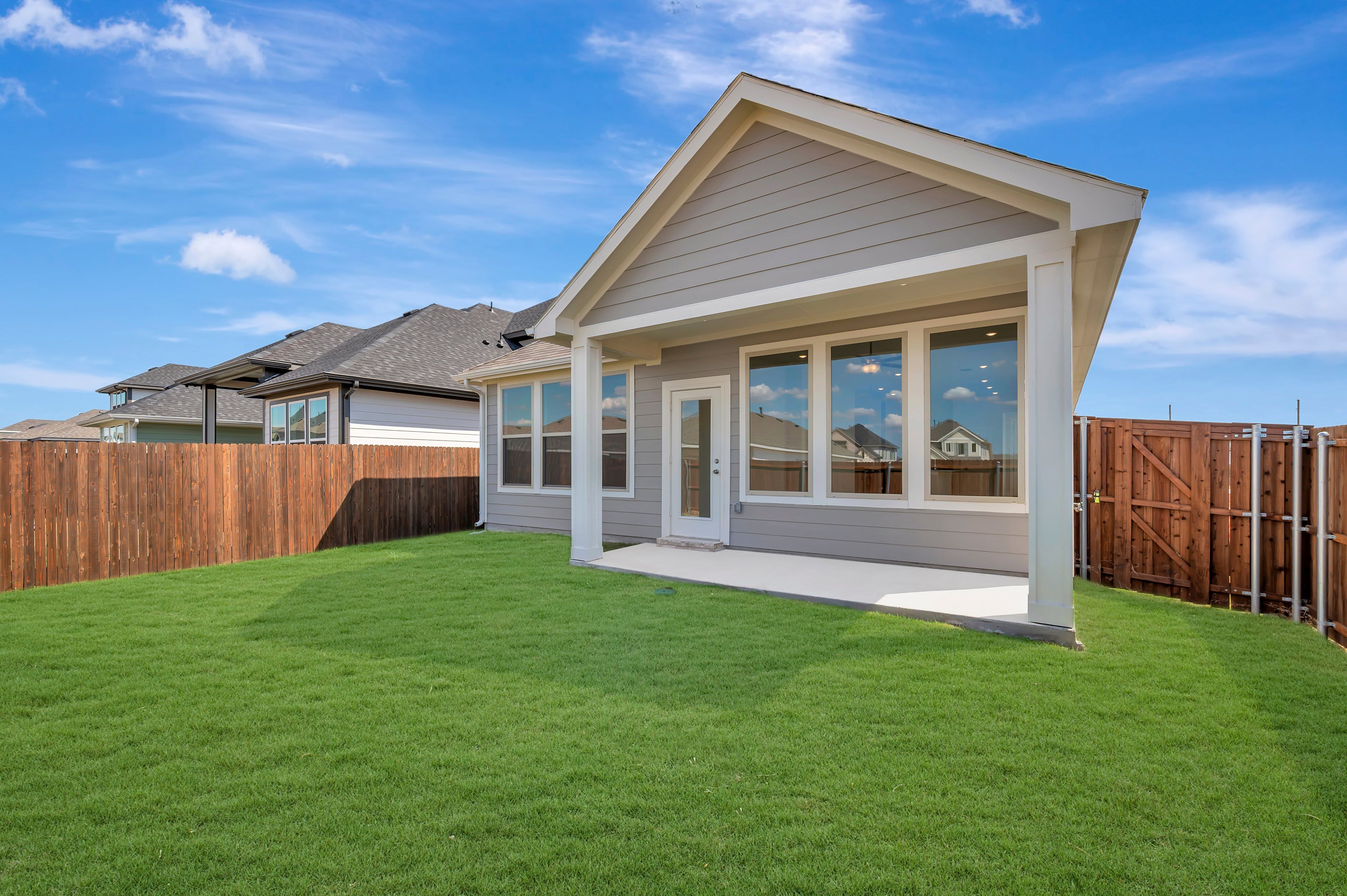 7428 Summer Sunset Drive
