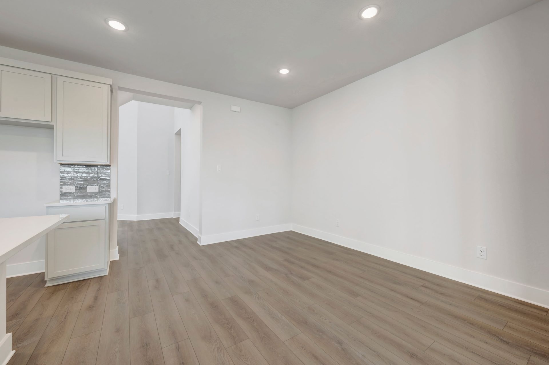7405 Autumn Hill Drive