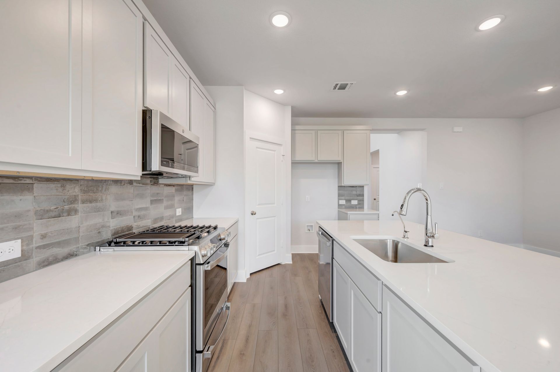 7405 Autumn Hill Drive