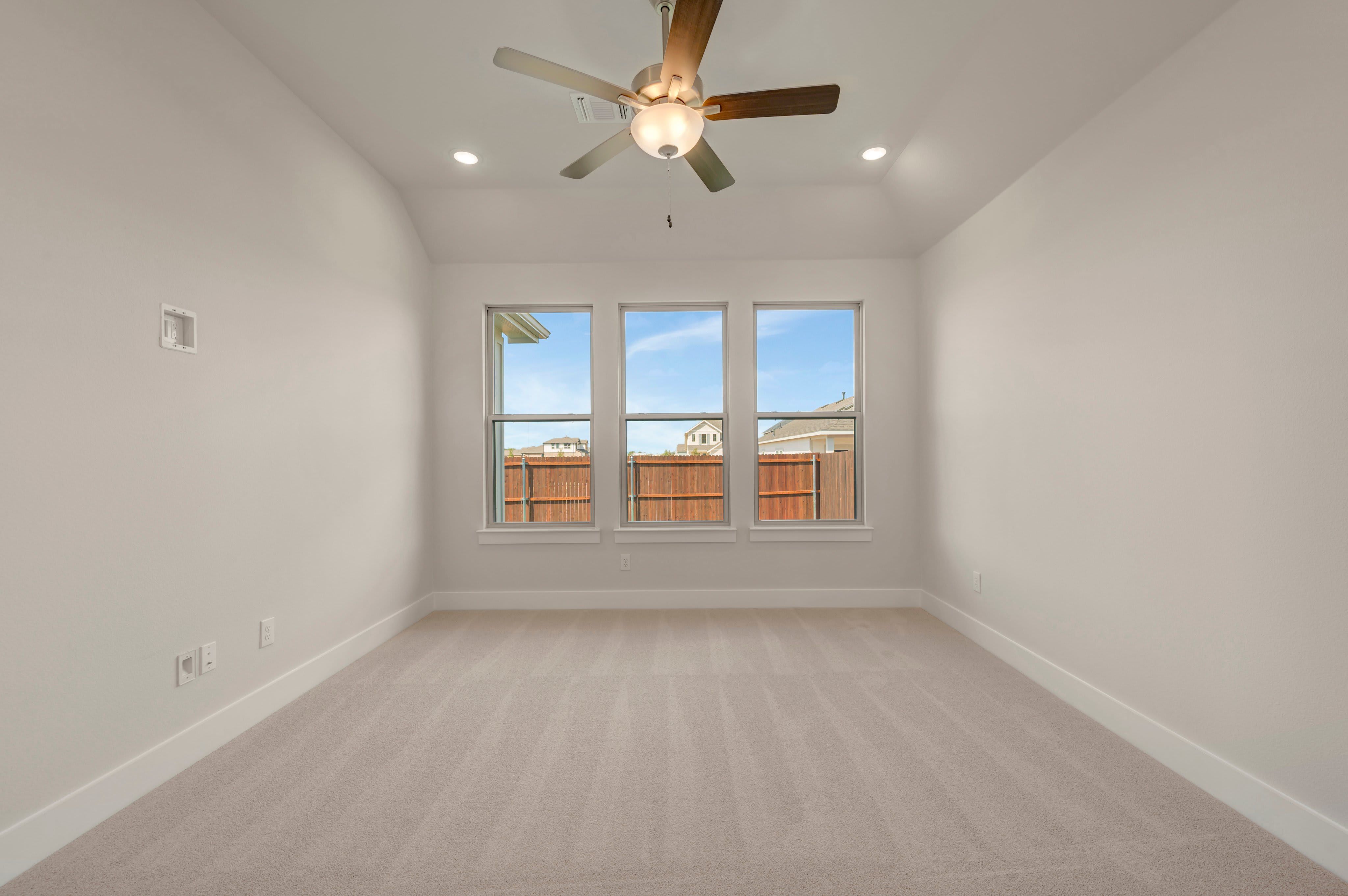 7428 Summer Sunset Drive