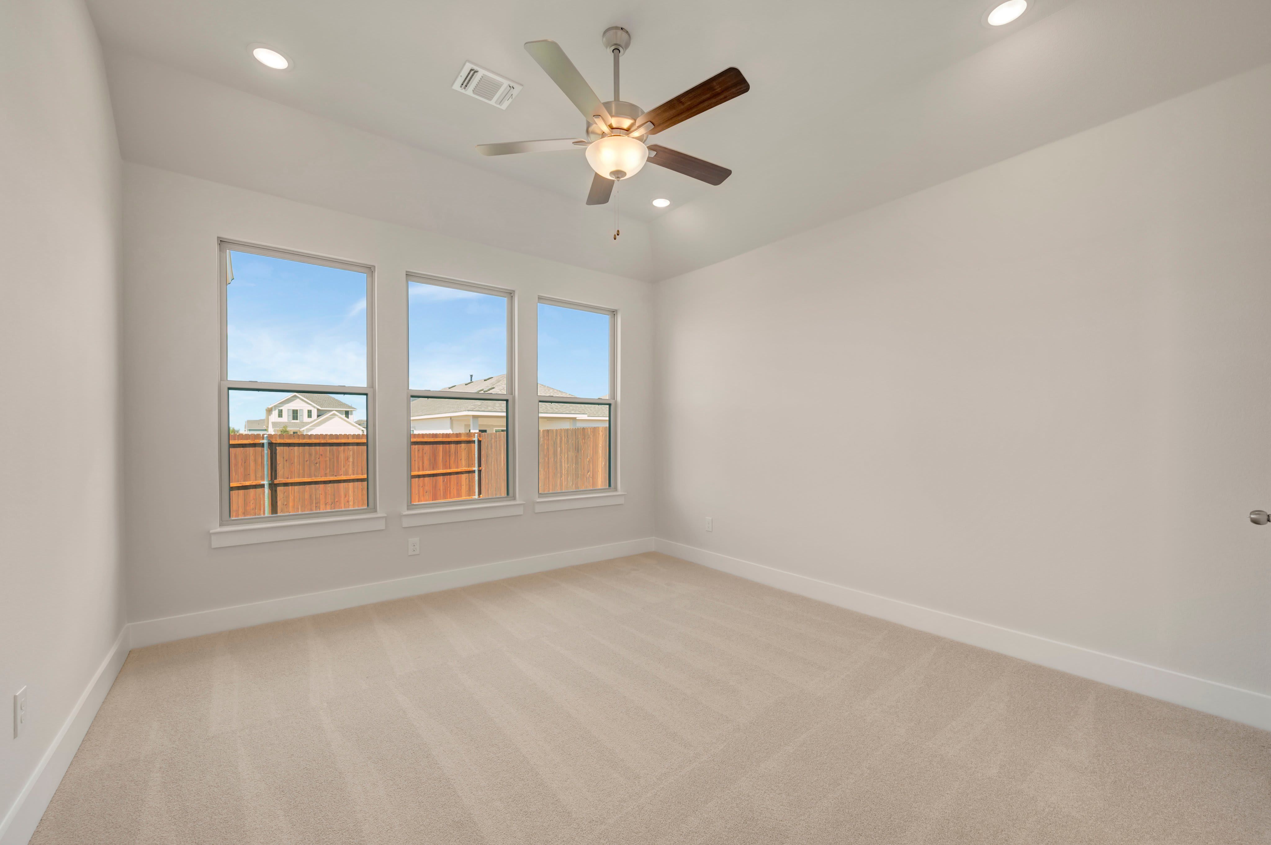 7428 Summer Sunset Drive