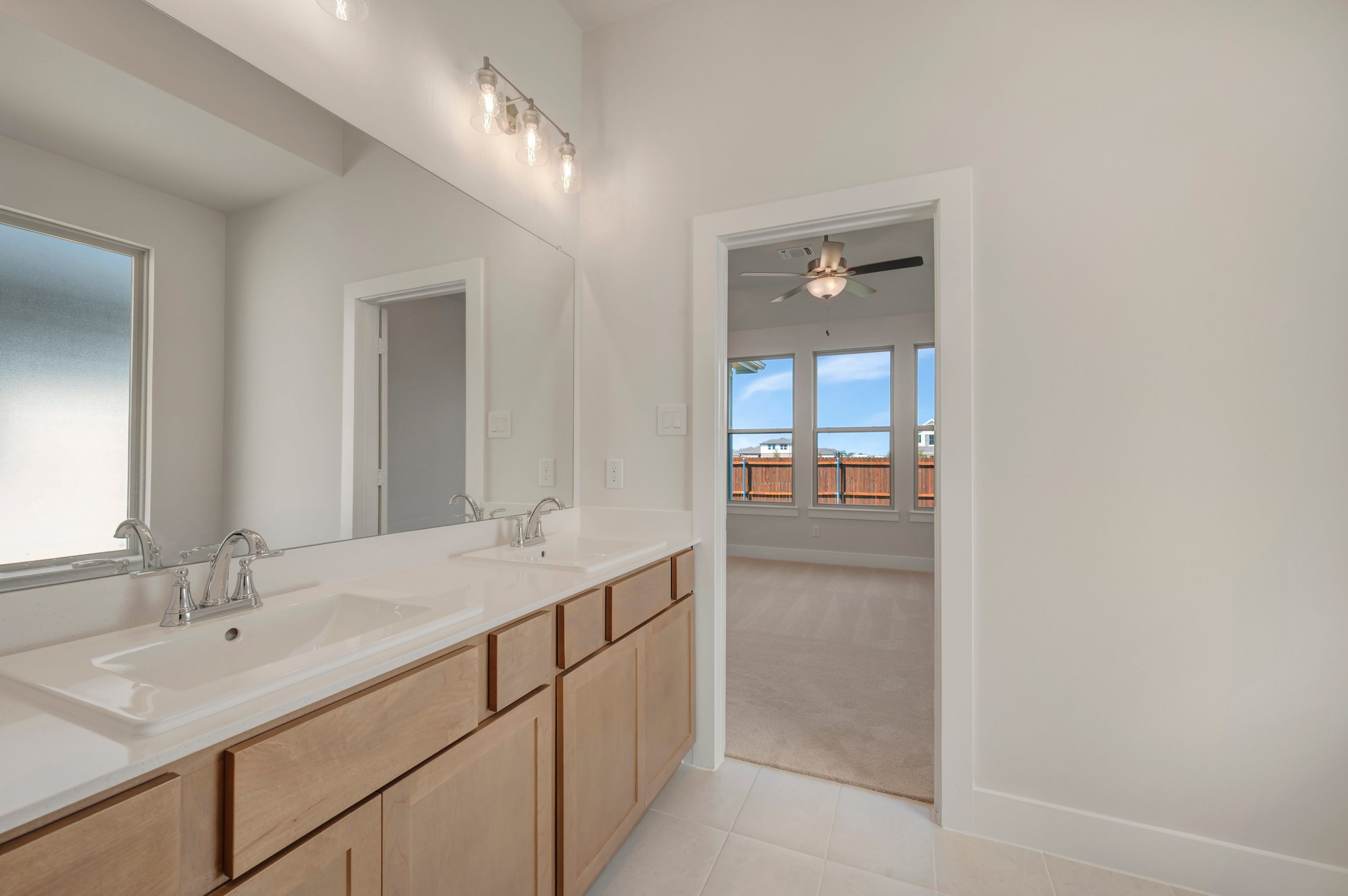 7428 Summer Sunset Drive
