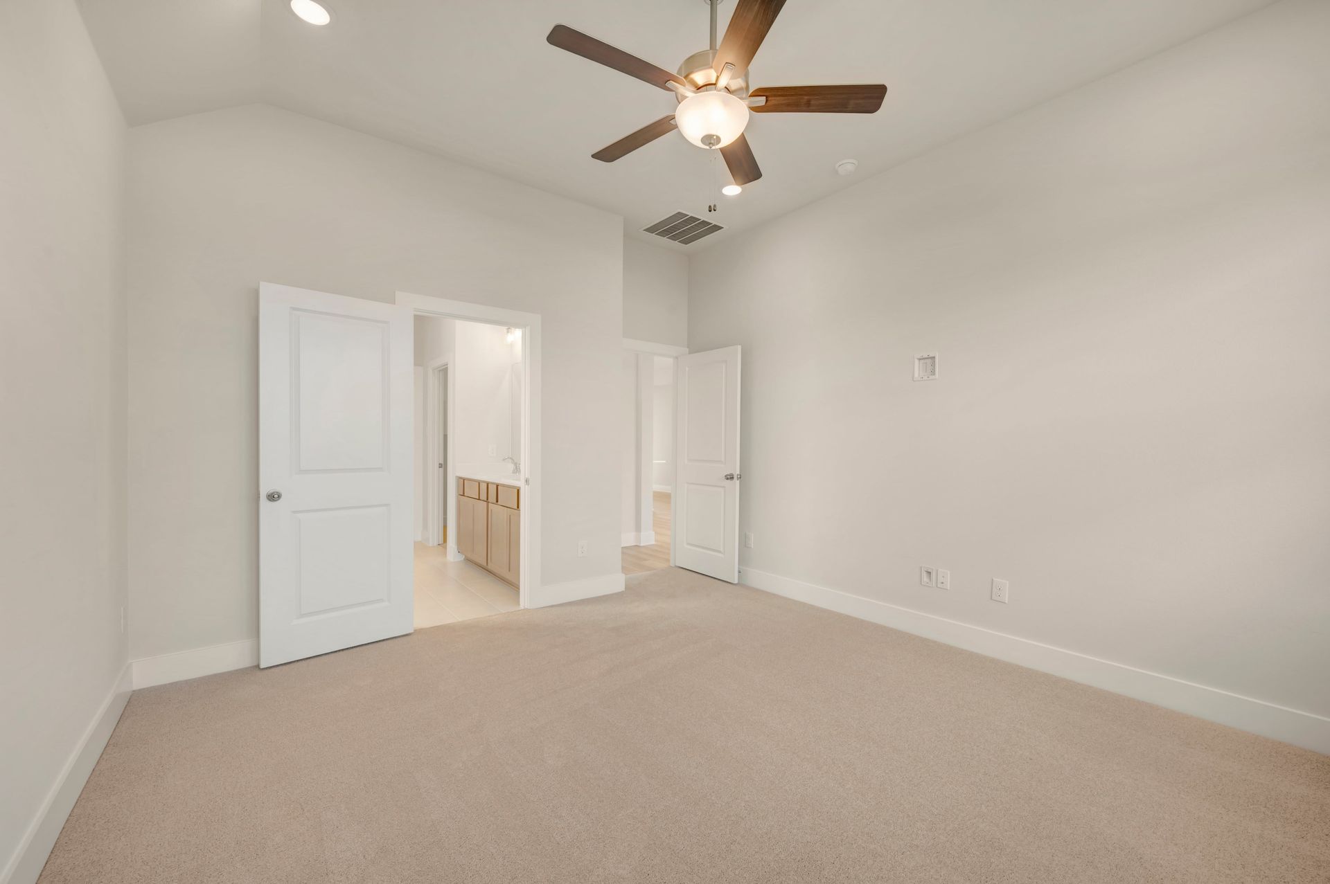 7428 Summer Sunset Drive