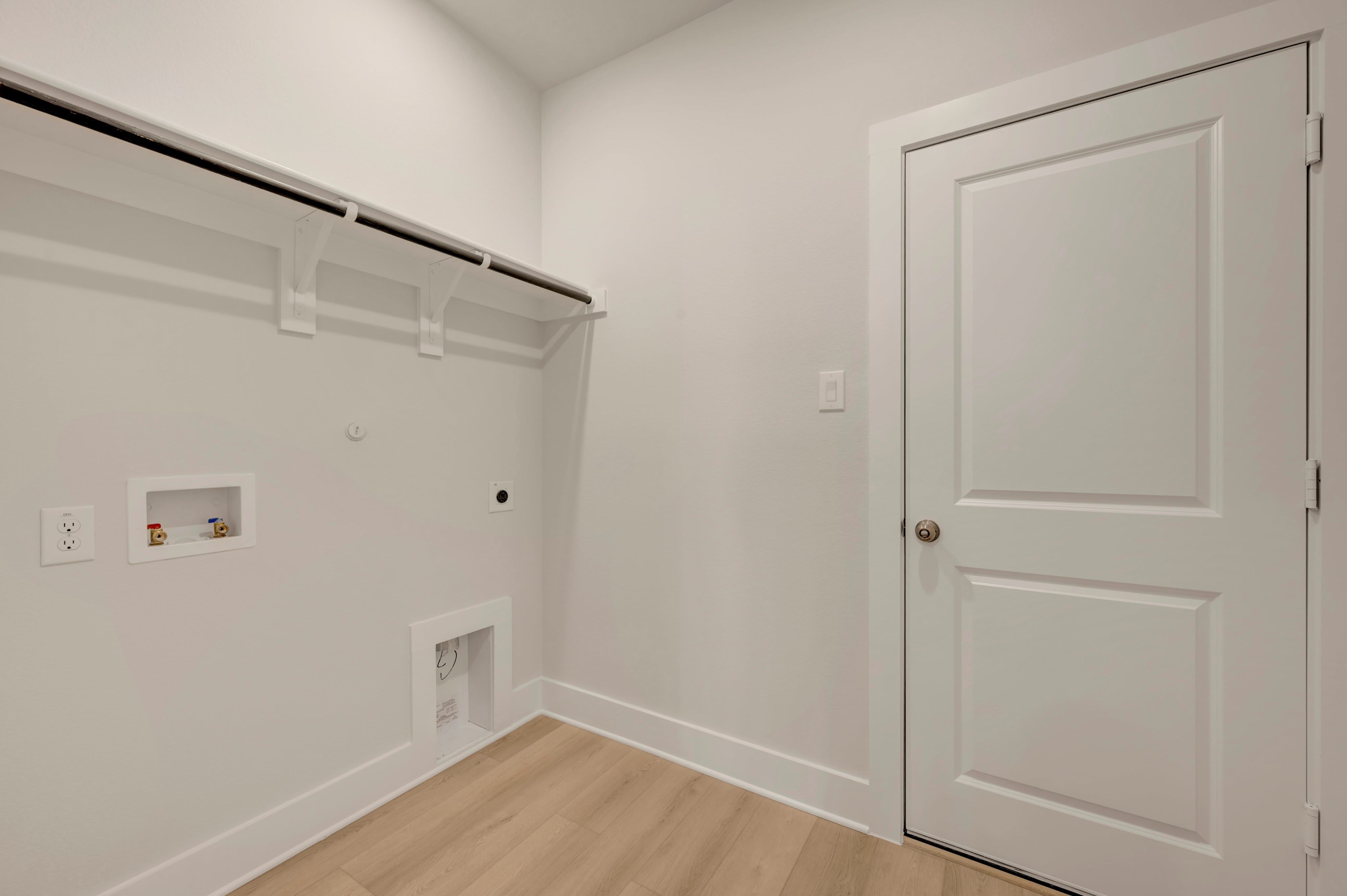 7428 Summer Sunset Drive
