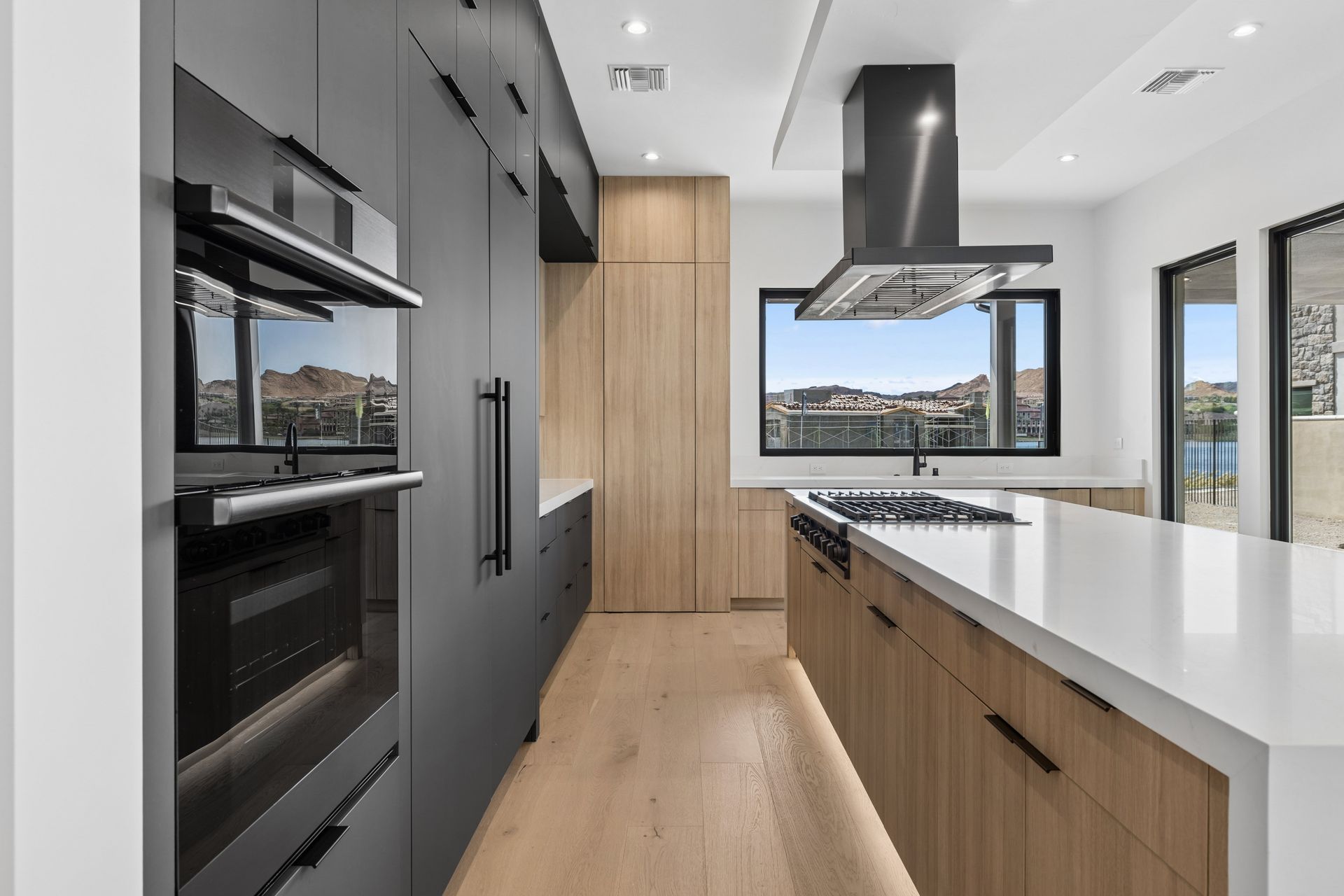 61 Bellissima Lago Court