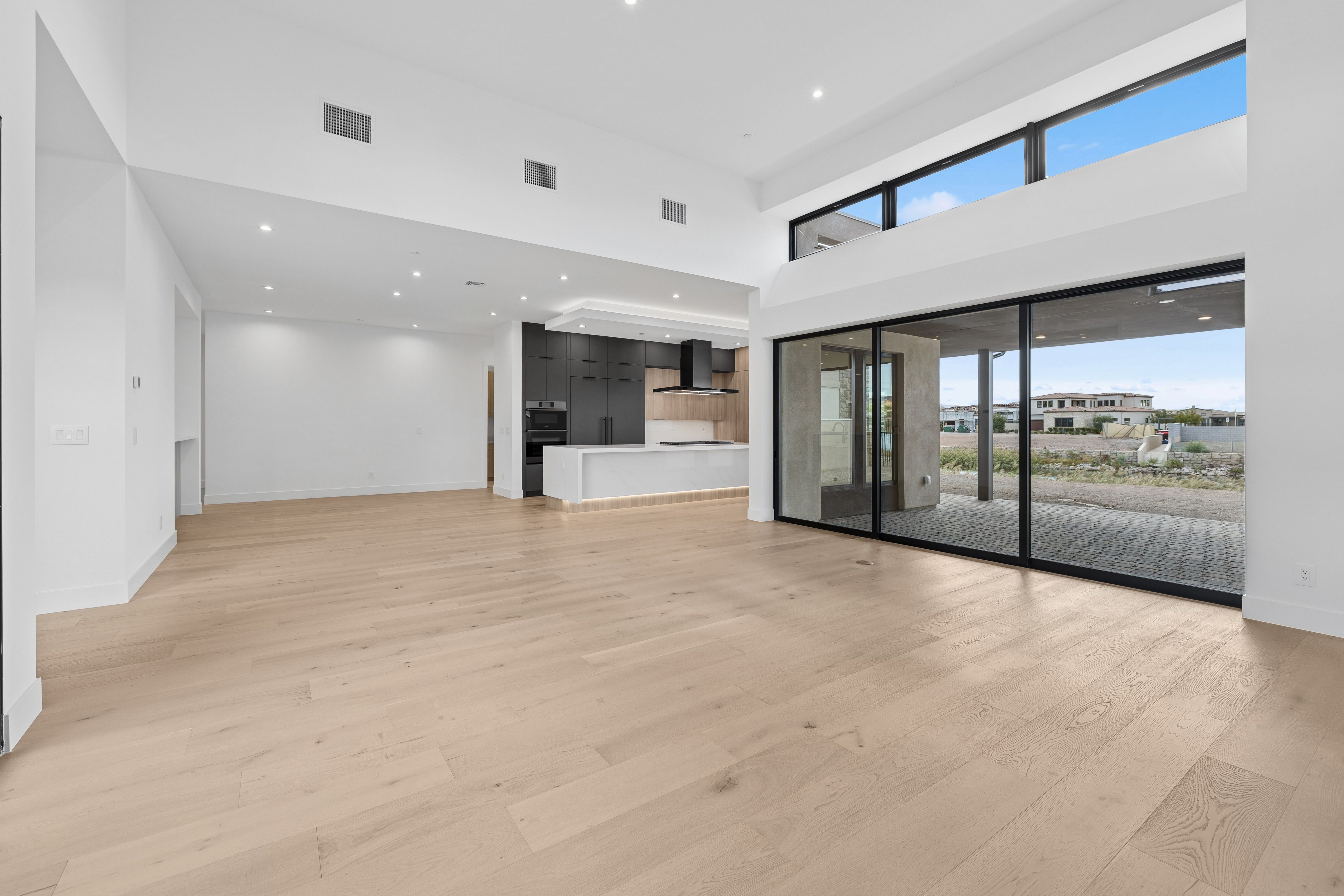 61 Bellissima Lago Court