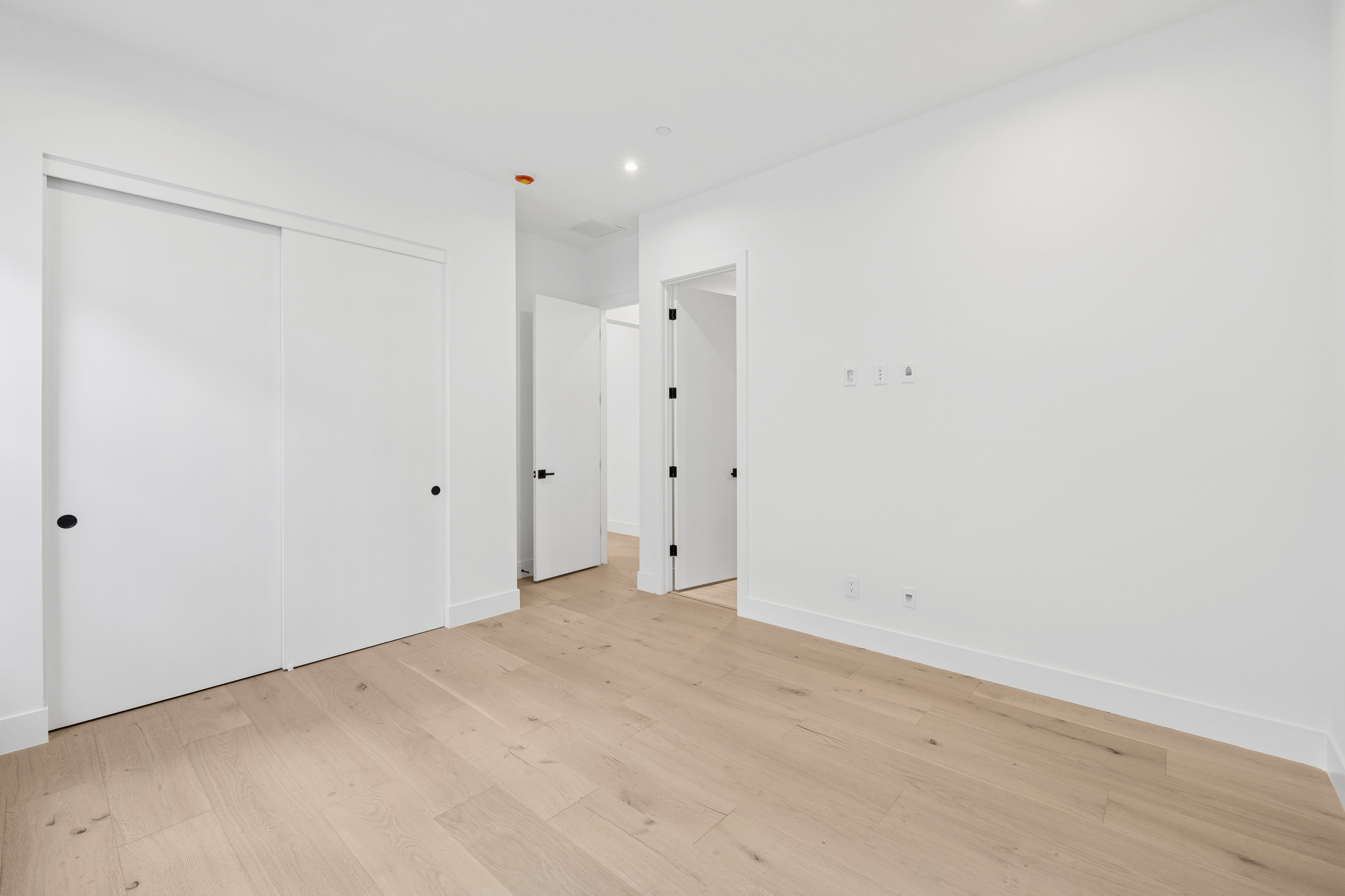 61 Bellissima Lago Court