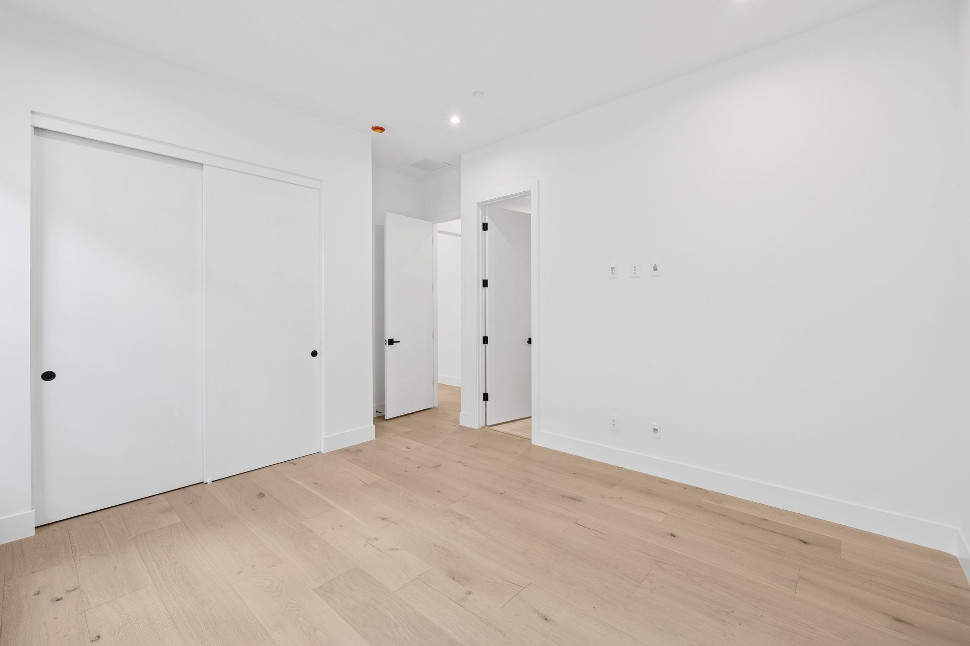 61 Bellissima Lago Court