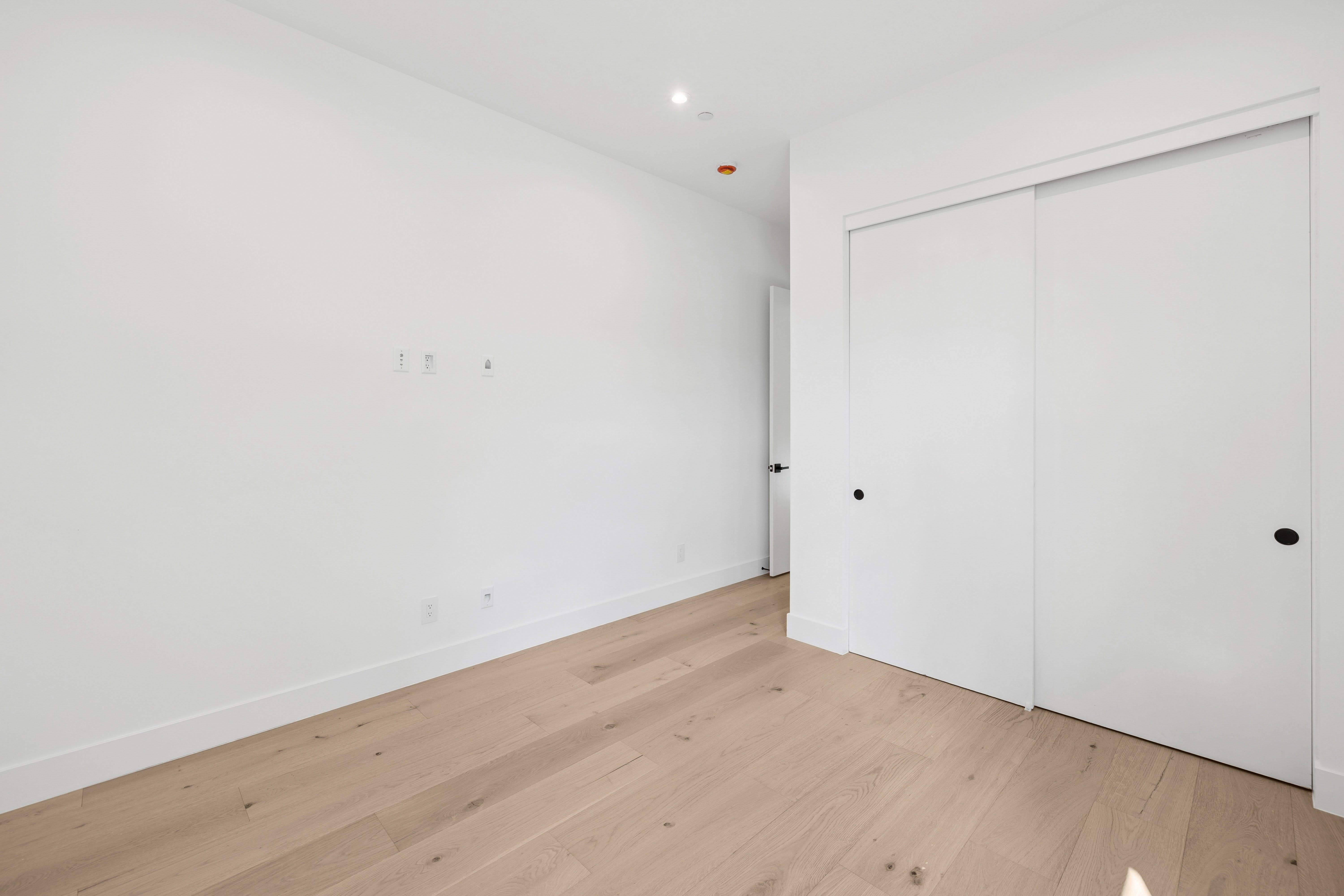 61 Bellissima Lago Court